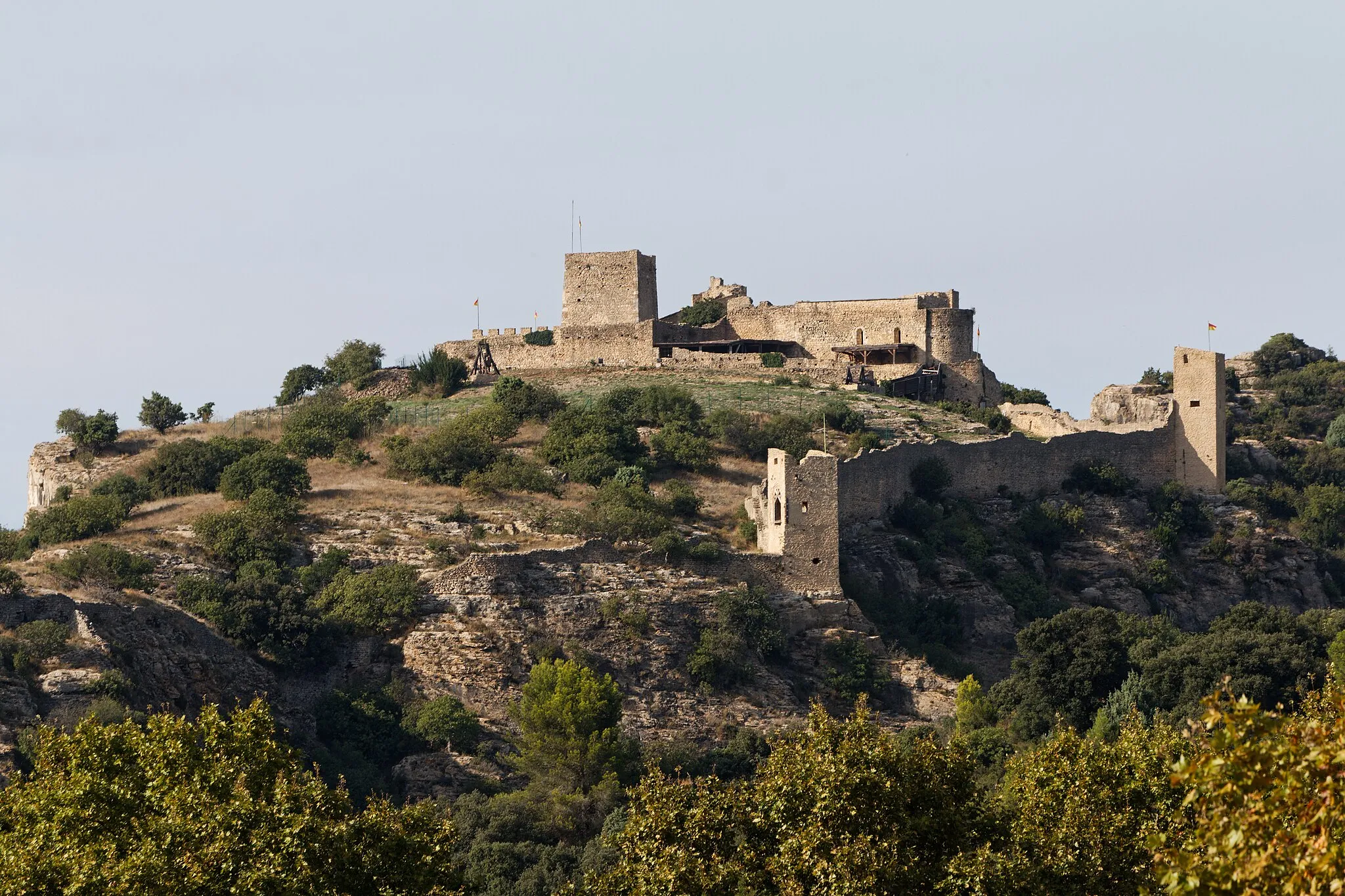 Photo showing: Fortress of Mornas (XI - XIV centuries)