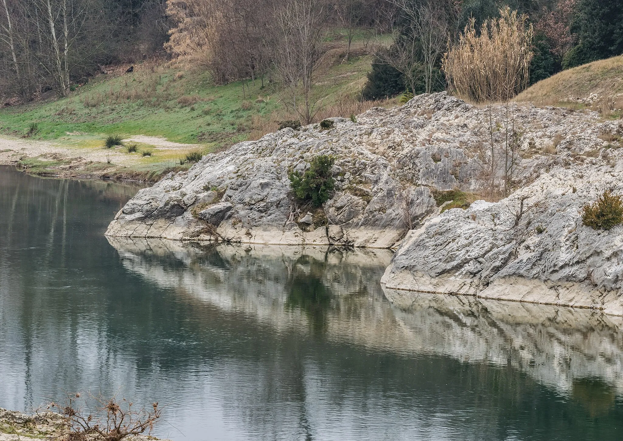 Photo showing: Gardon near Pont du Gard, Gard, France