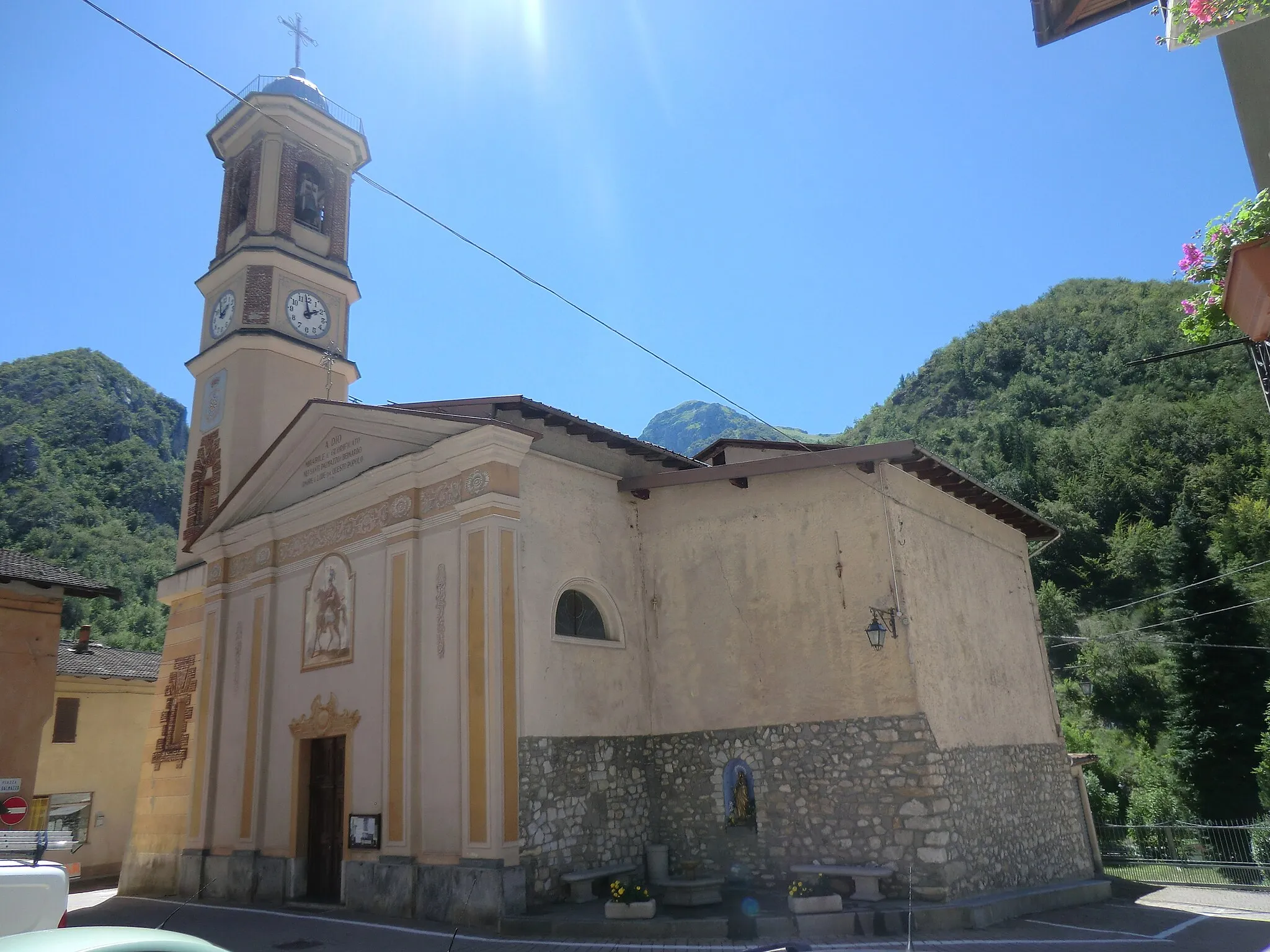 Photo showing: Roaschia (Italia - Cuneo): Chiesa di San Dalmazzo