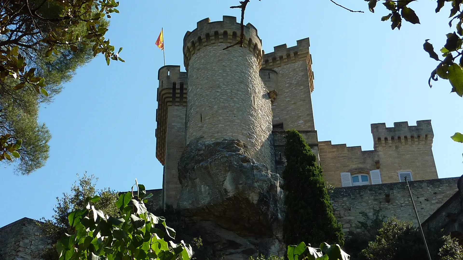 Photo showing: Le château de La Barben, Bouches-du-Rhône, France