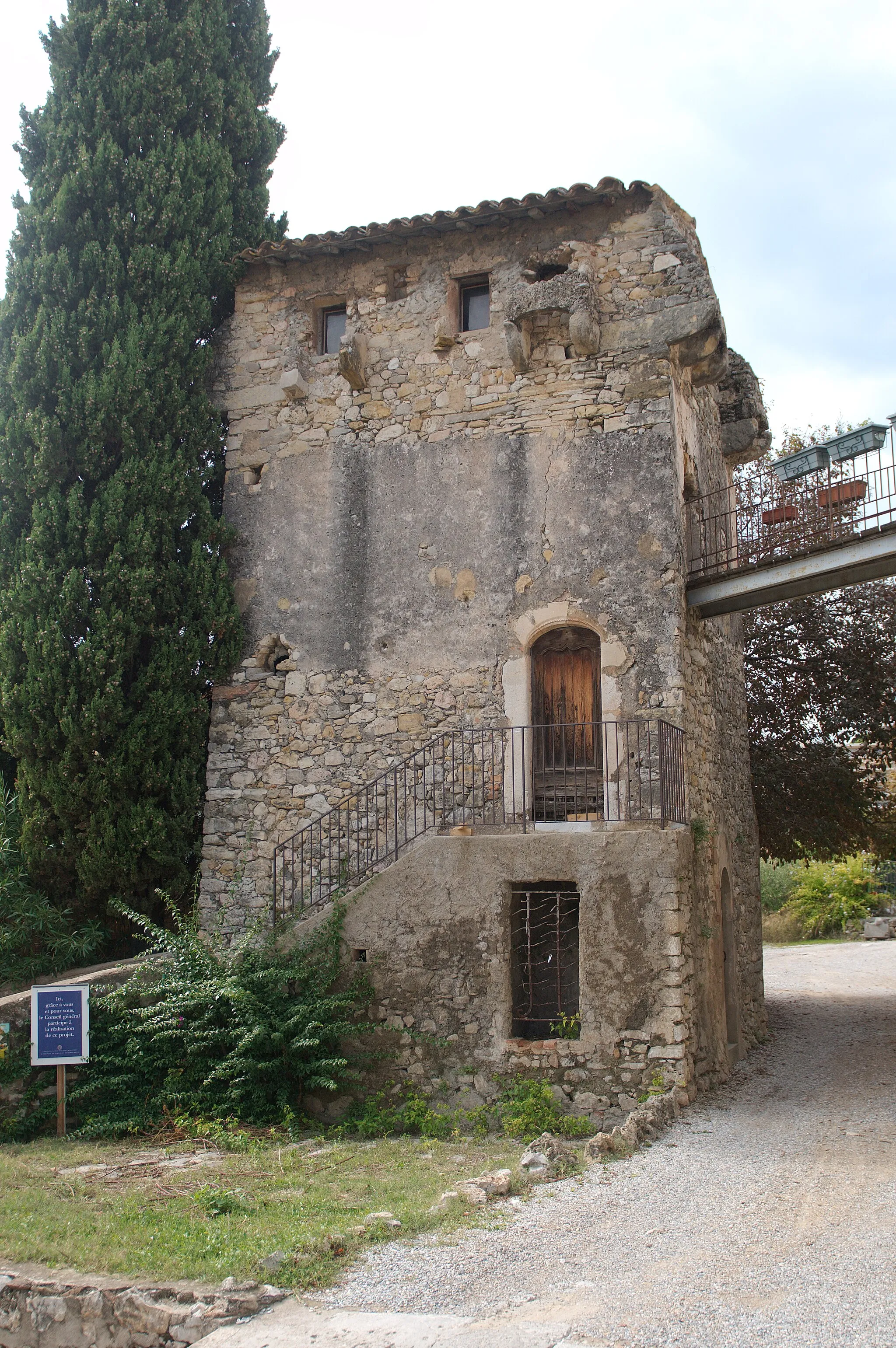 Photo showing: Le Cannet - Tour des Danys