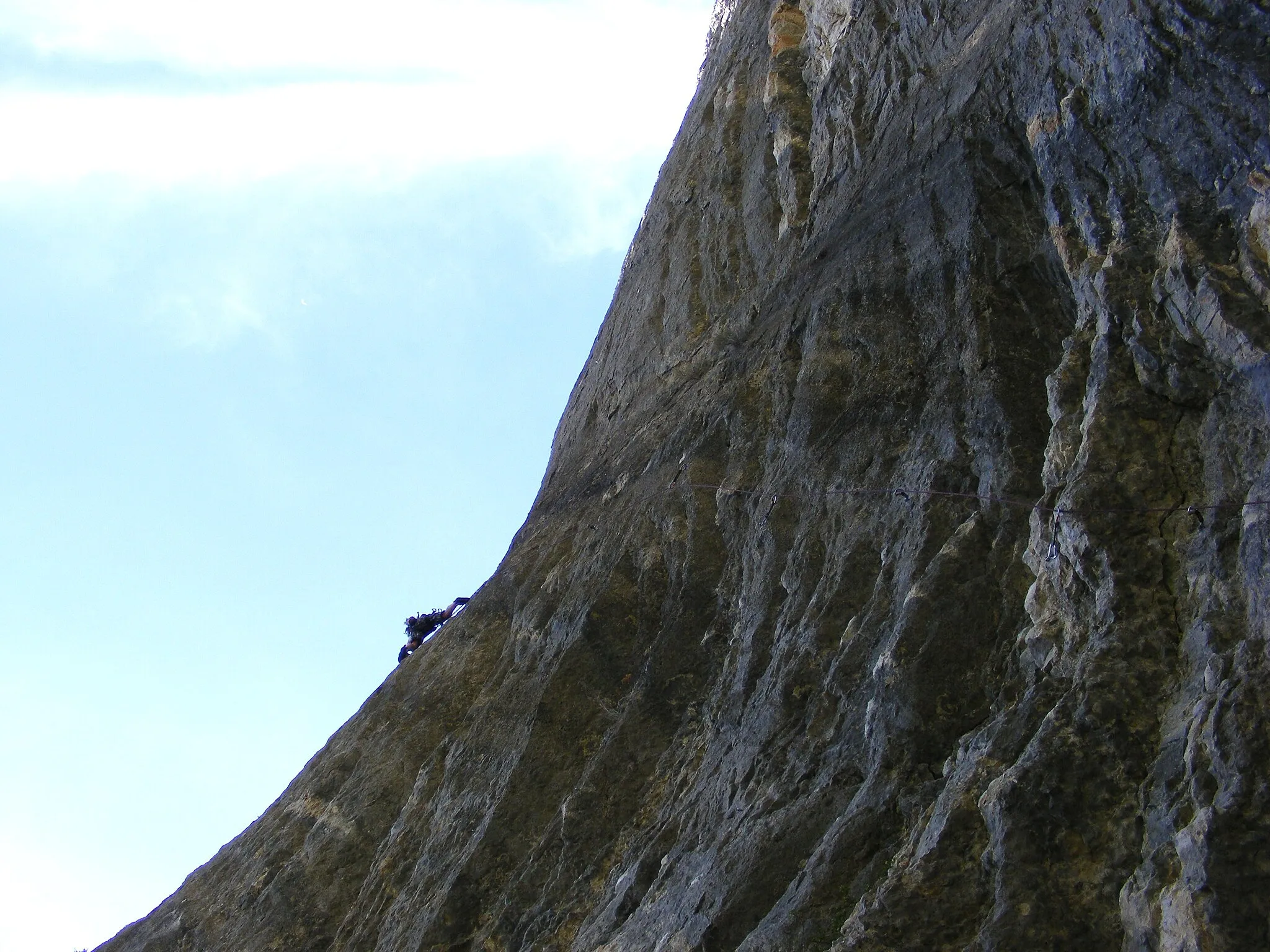 Photo showing: Climber on a route near the village of Orpierre, France