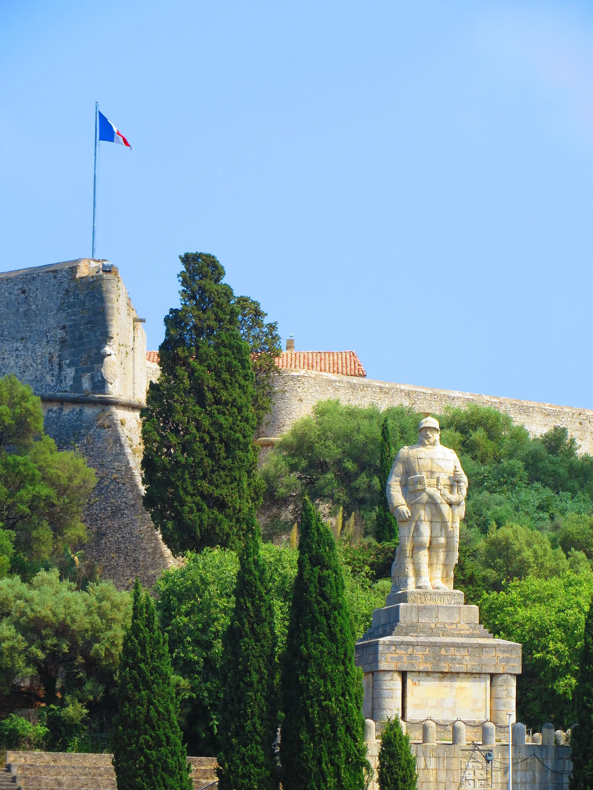 Photo showing: Antibes monument de la Grande Guerre