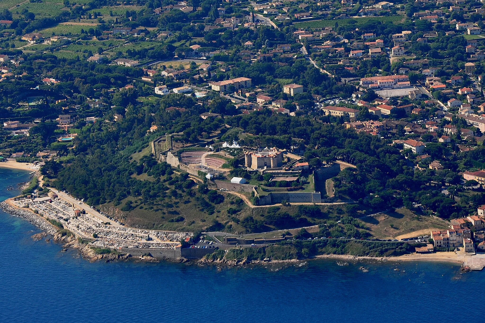 Photo showing: Vue aérienne de la Citadelle de Saint-Tropez
