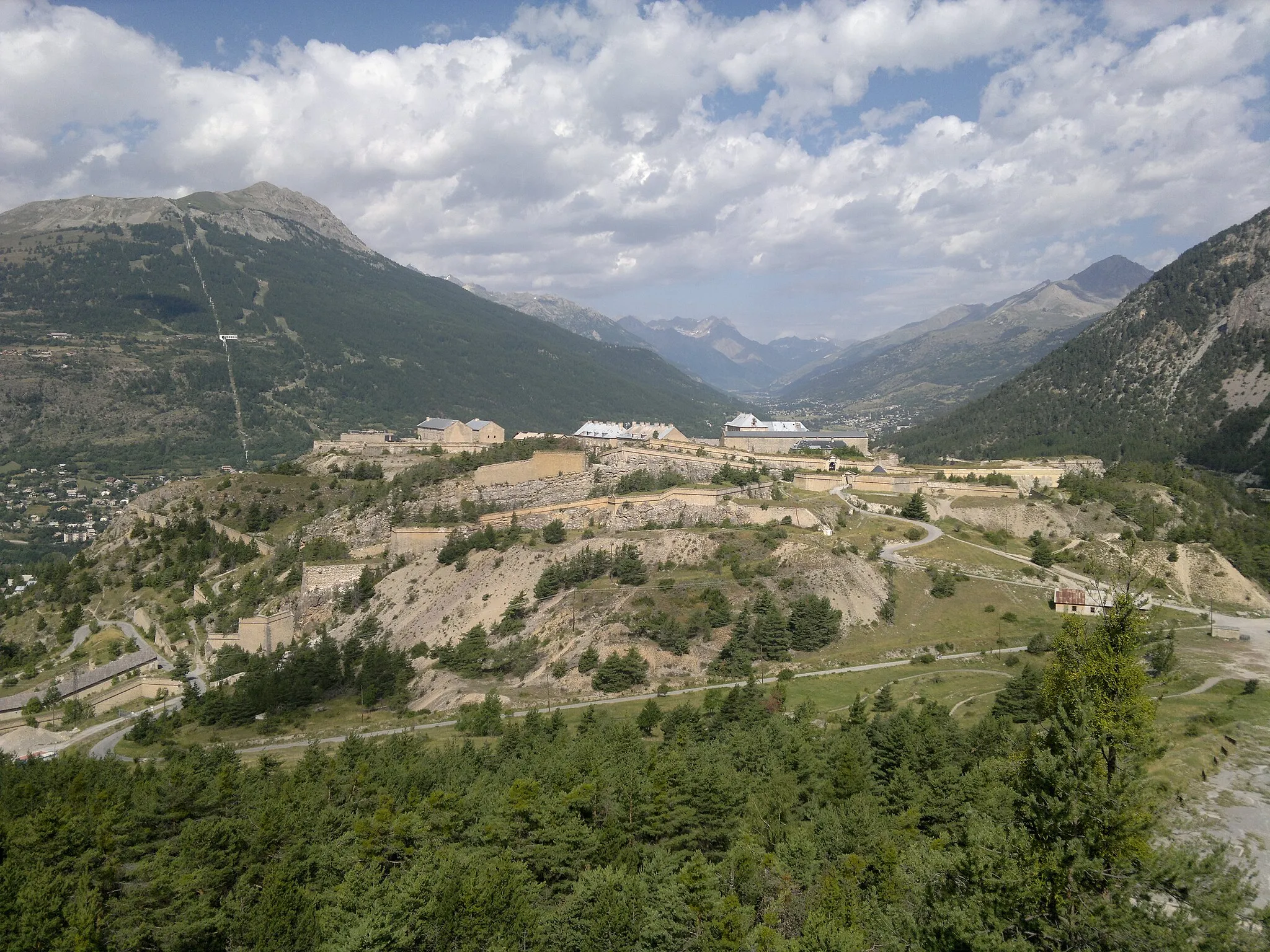 Photo showing: Le Fort des Têtes, Briançon, Hautes-Alpes, France