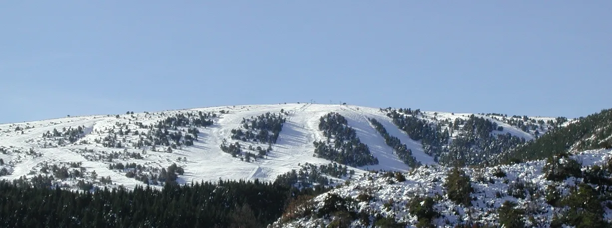 Photo showing: Vue sur les pistes de l'Audibergue l'hiver, direction sud