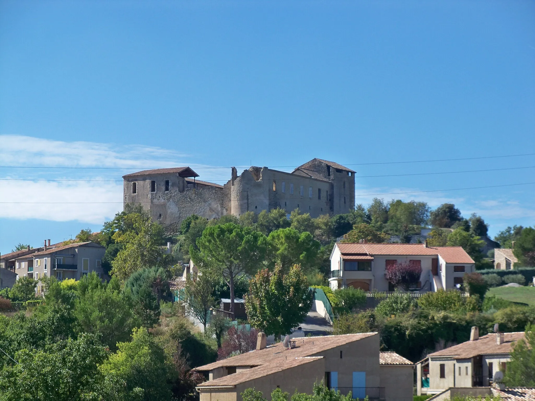 Photo showing: Gréoux castle