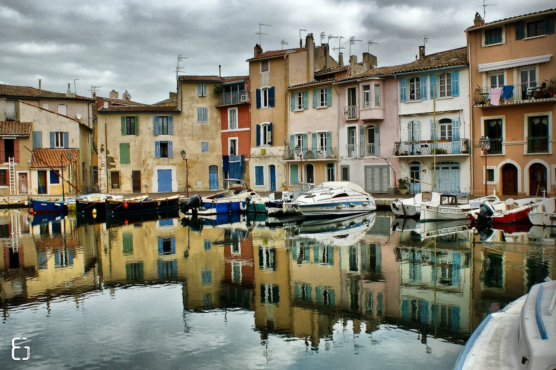 Photo showing: photo extraite du livre " La Cour des Miracles", l'histoire du petit Janot de MARTIGUES