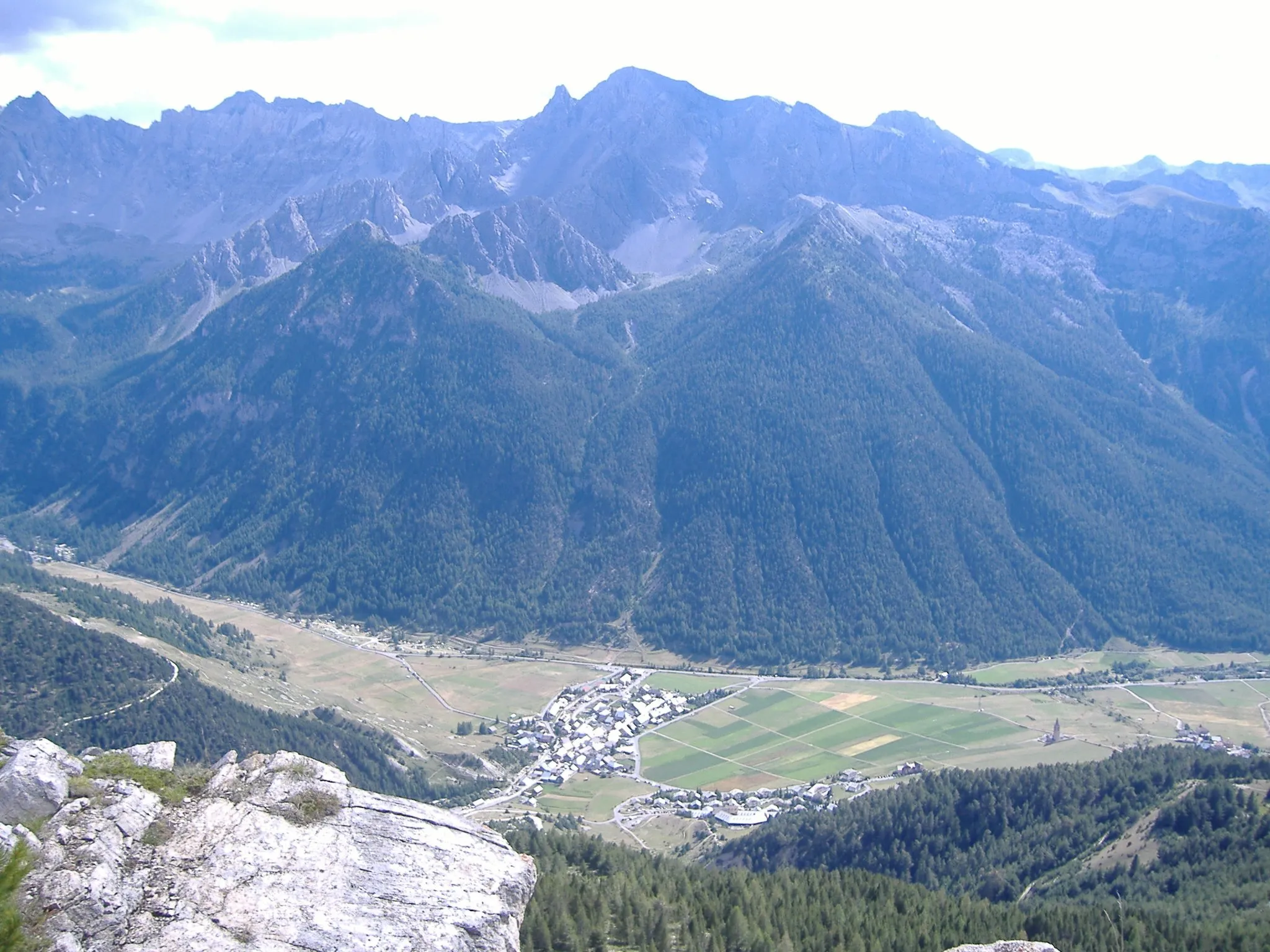 Photo showing: View of Ceillac, small town in France