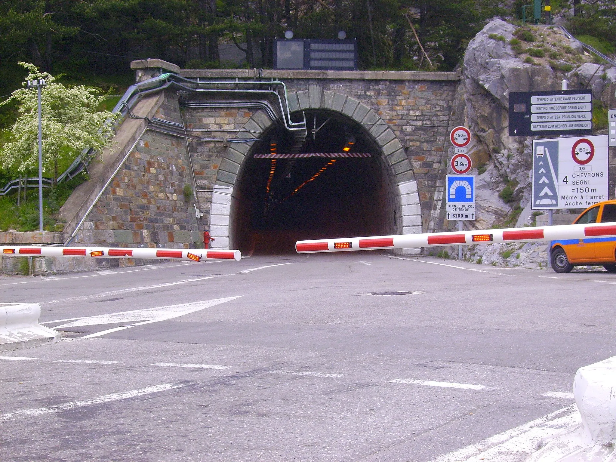 Photo showing: Tunnel de Tende du coté de Tende