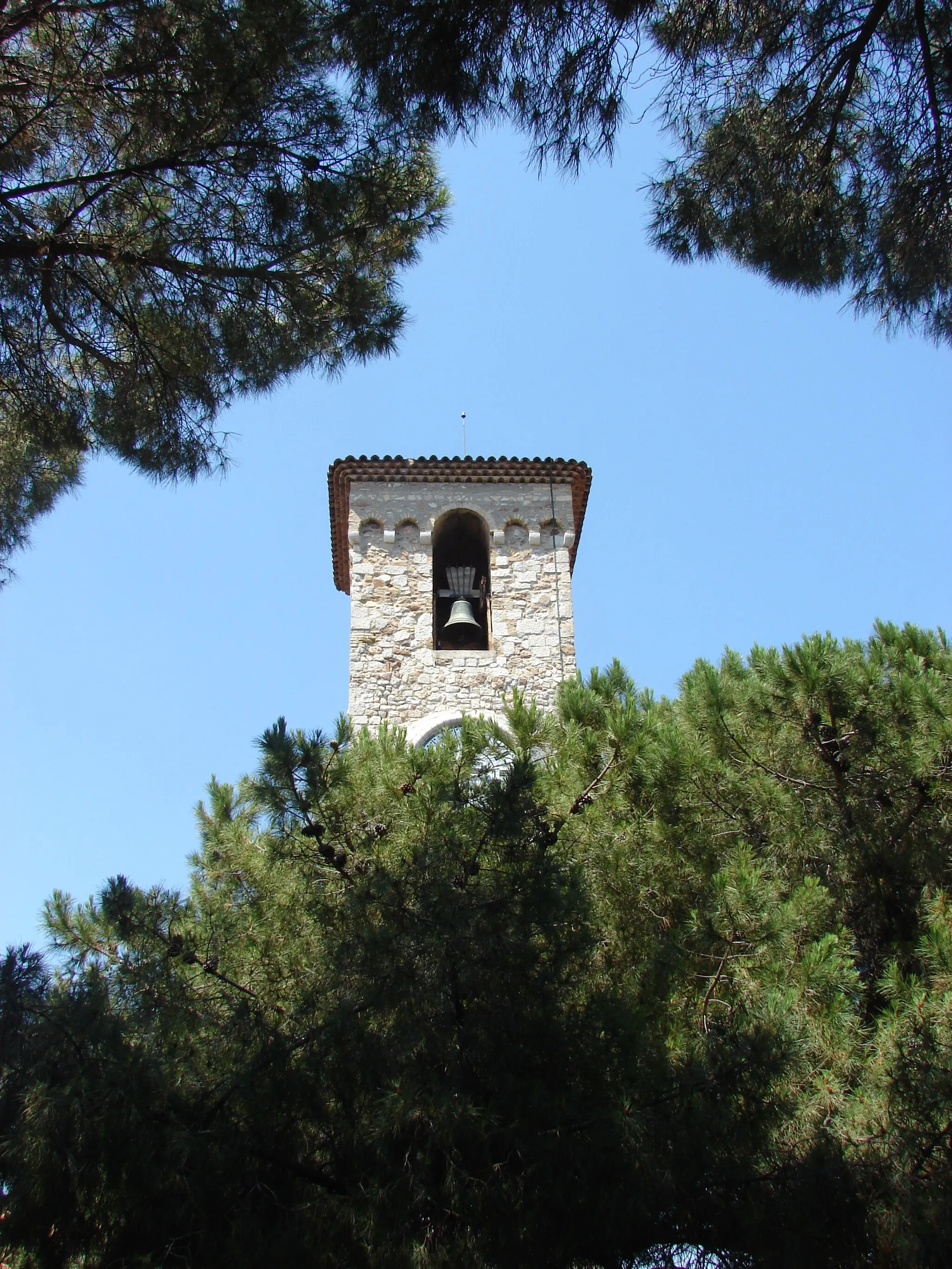 Photo showing: Eglise Notre Dame Esperance, Cannes, Provence-Alpes-Côte d'Azur, France