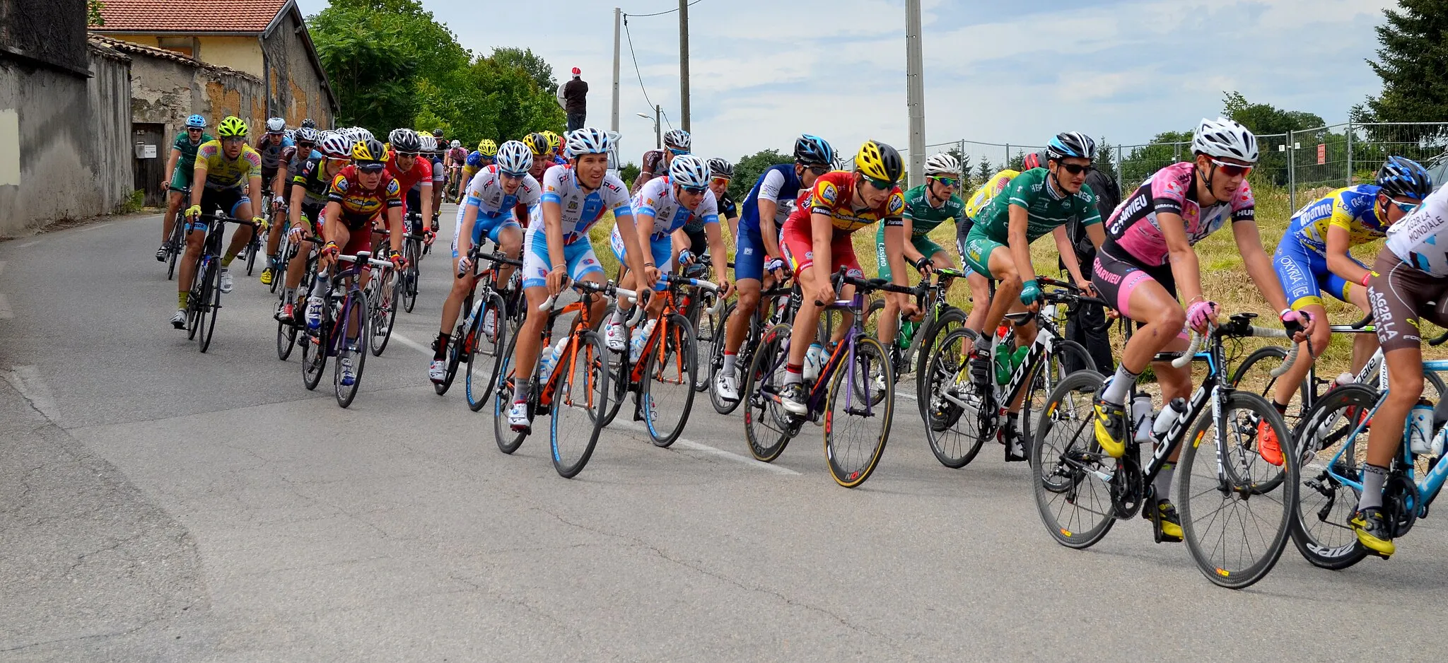 Photo showing: Grand Prix de Charvieu-Chavagneux 2016 : images de l'échauffement, de la course et de l'après-course.