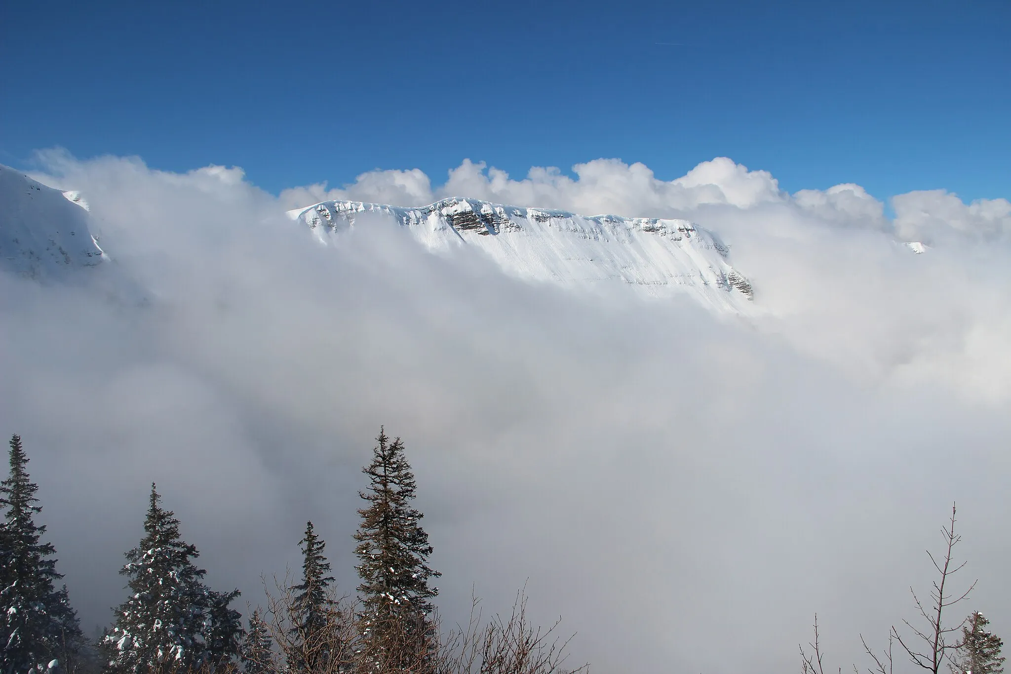 Photo showing: View into the Creux de l'Envers