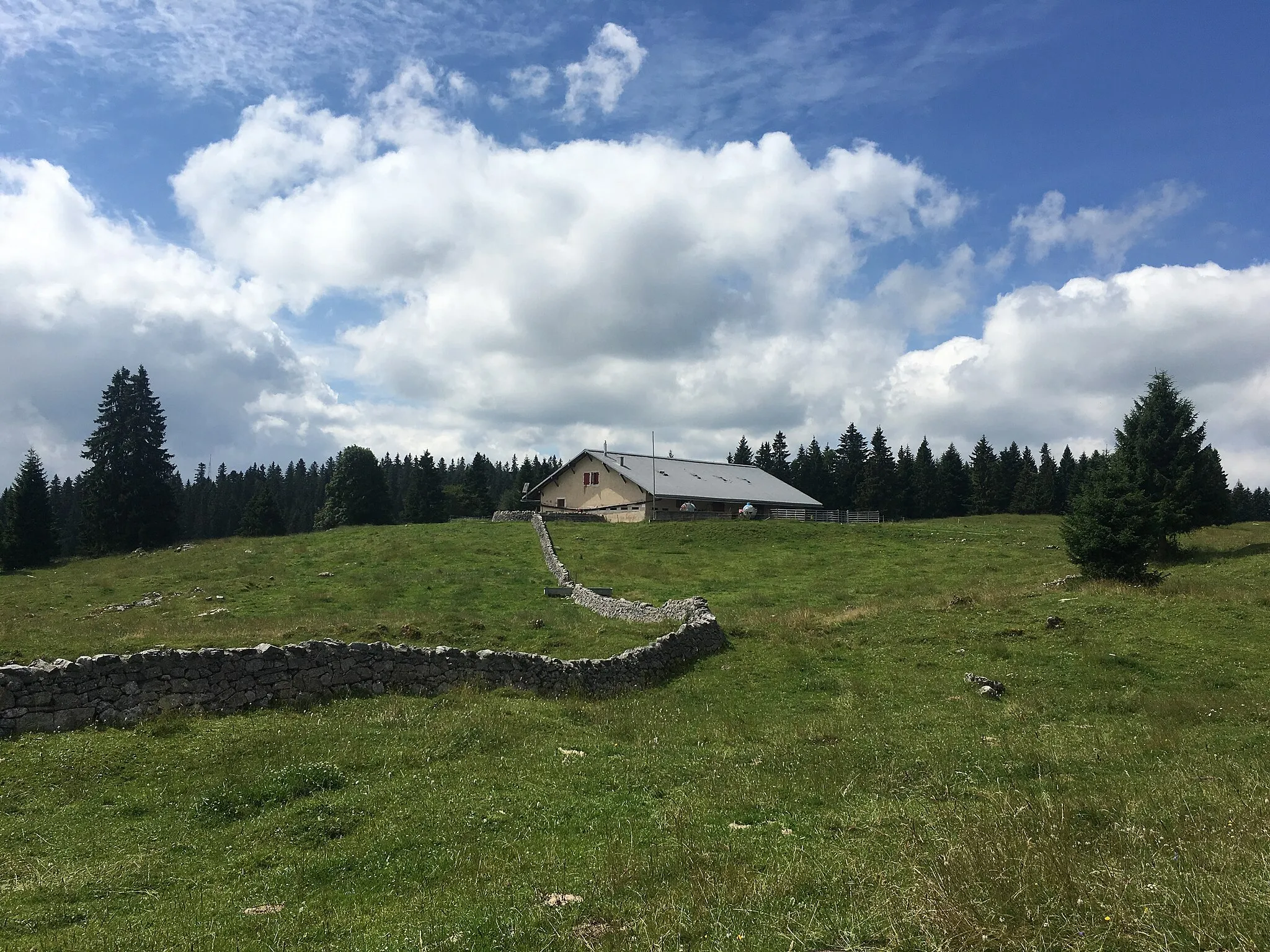 Photo showing: Chalet d'alpage de La Genolière, sur le territoire de la commune de Saint-Cergue