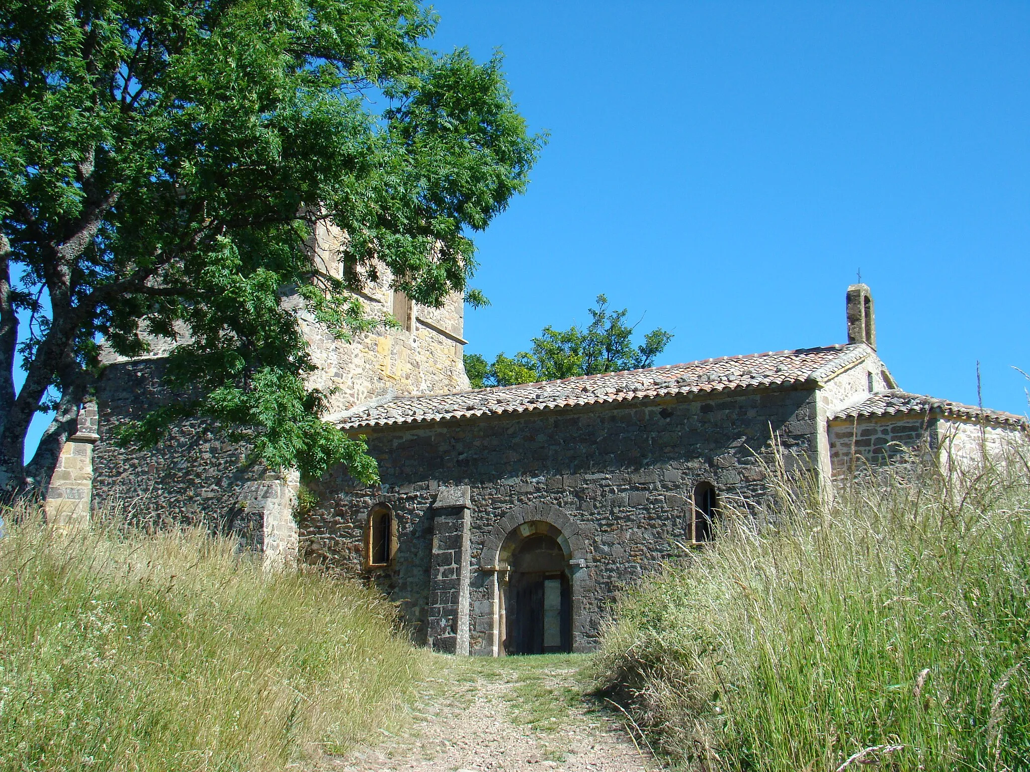 Photo showing: This building is indexed in the base Mérimée, a database of architectural heritage maintained by the French Ministry of Culture, under the reference PA00118001 .