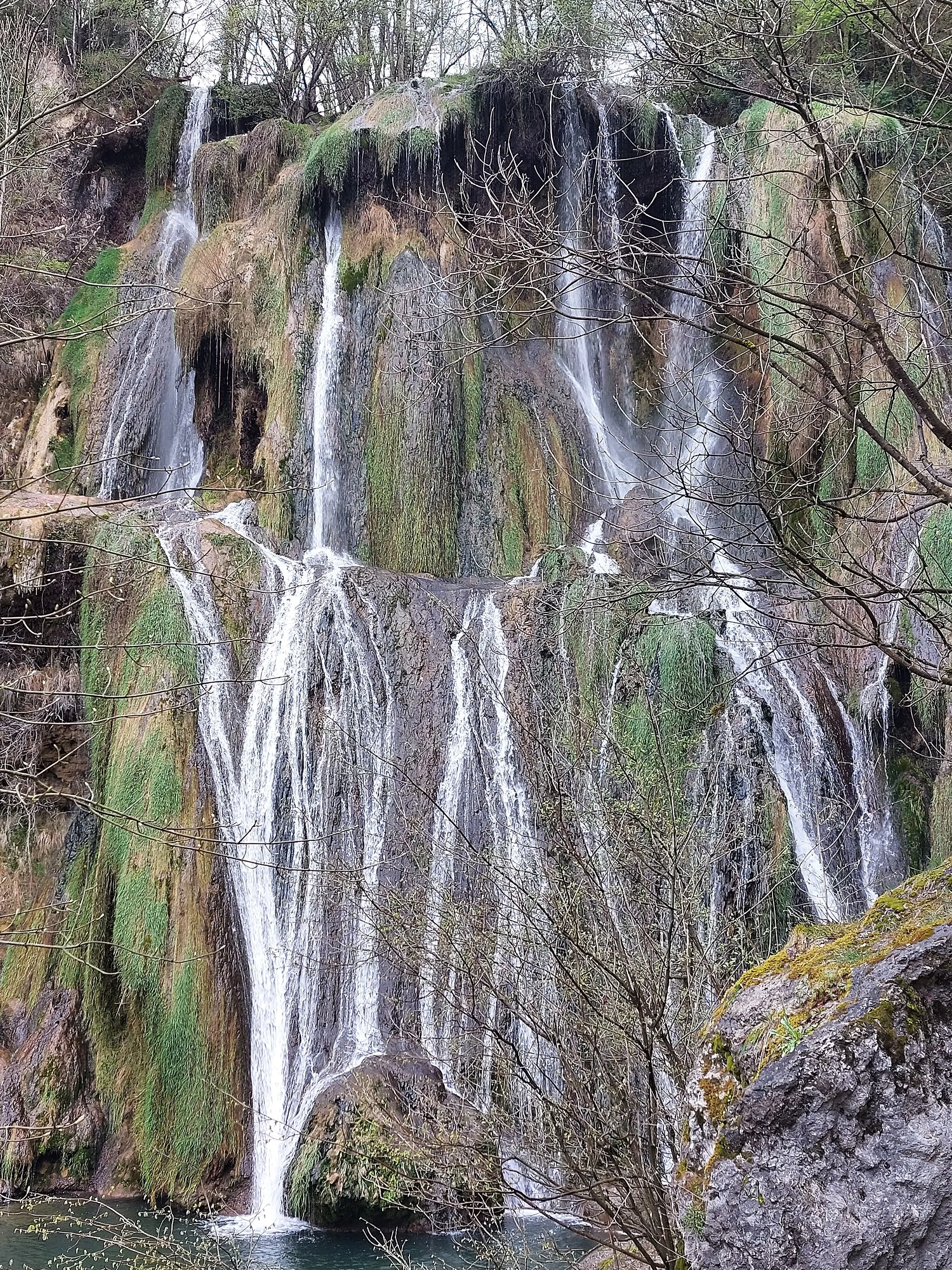 Photo showing: Glandieu Falls in Ain Department, France.