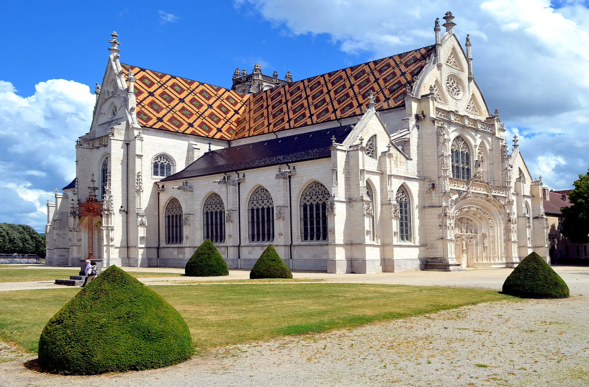 Photo showing: L'église de Brou en juin 2014.