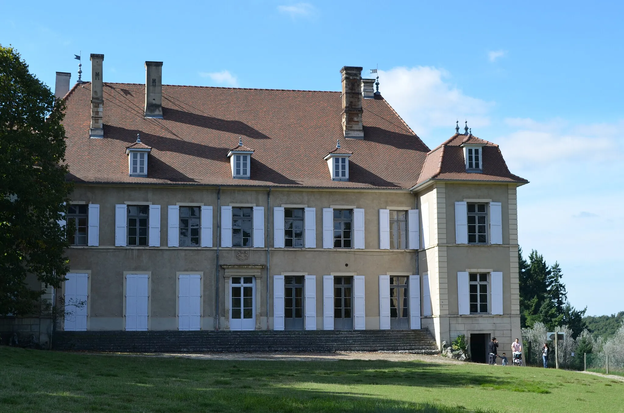 Photo showing: This building is inscrit au titre des monuments historiques de la France. It is indexed in the base Mérimée, a database of architectural heritage maintained by the French Ministry of Culture, under the reference PA00117125 .