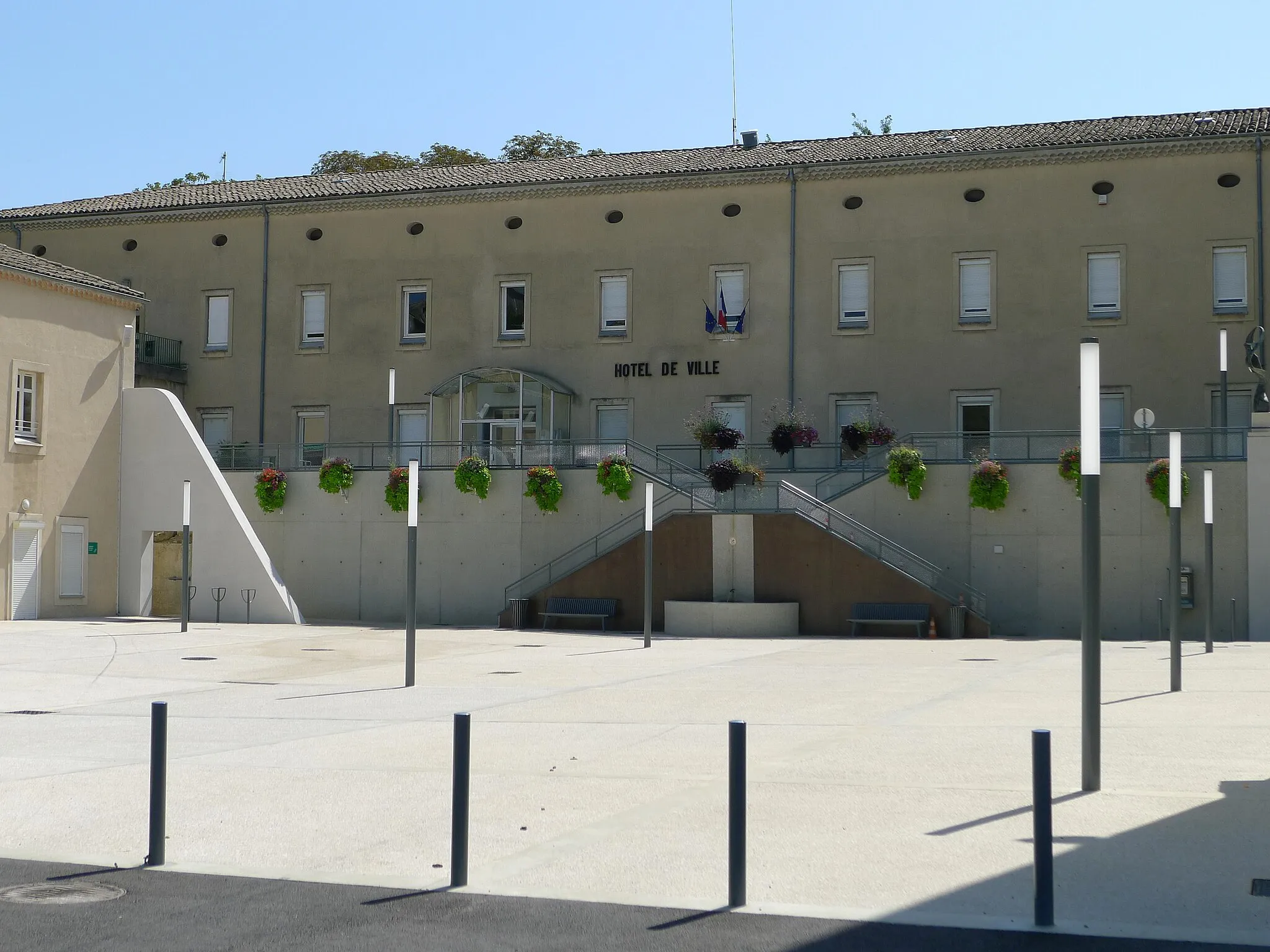 Photo showing: Town hall of Livron-sur-Drôme - Drôme - France