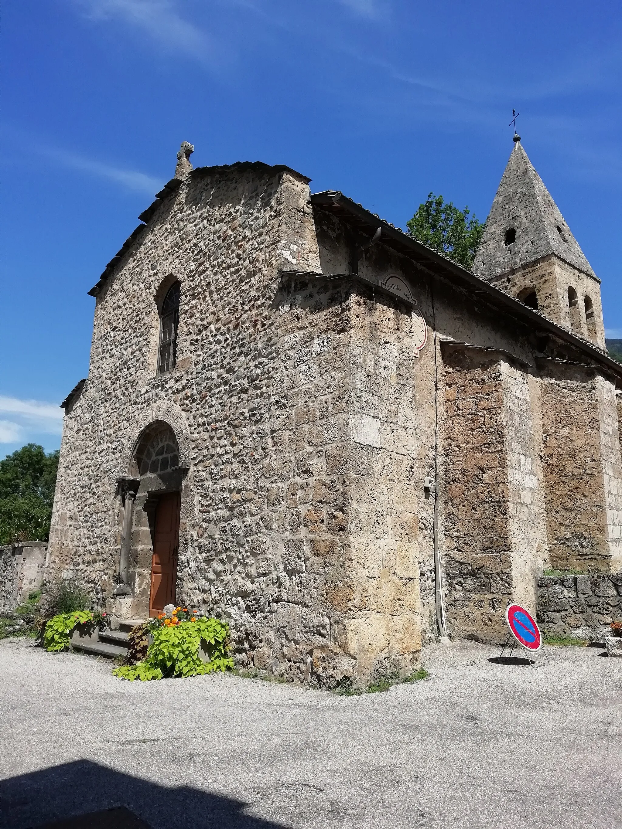 Photo showing: This building is indexed in the base Mérimée, a database of architectural heritage maintained by the French Ministry of Culture, under the reference PA00117252 .