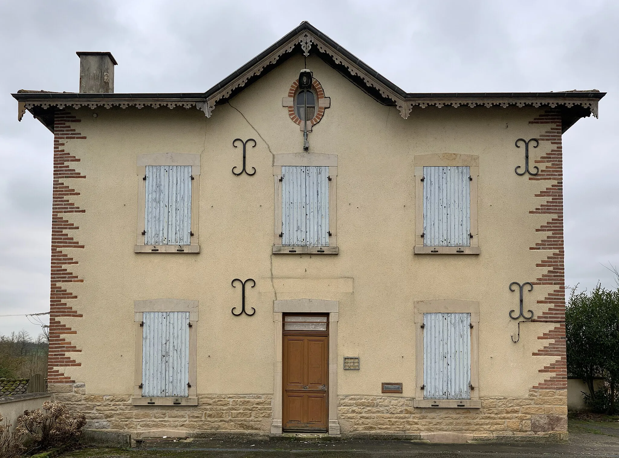 Photo showing: Former post office of Saint-Cyr-sur-Menthon, France.