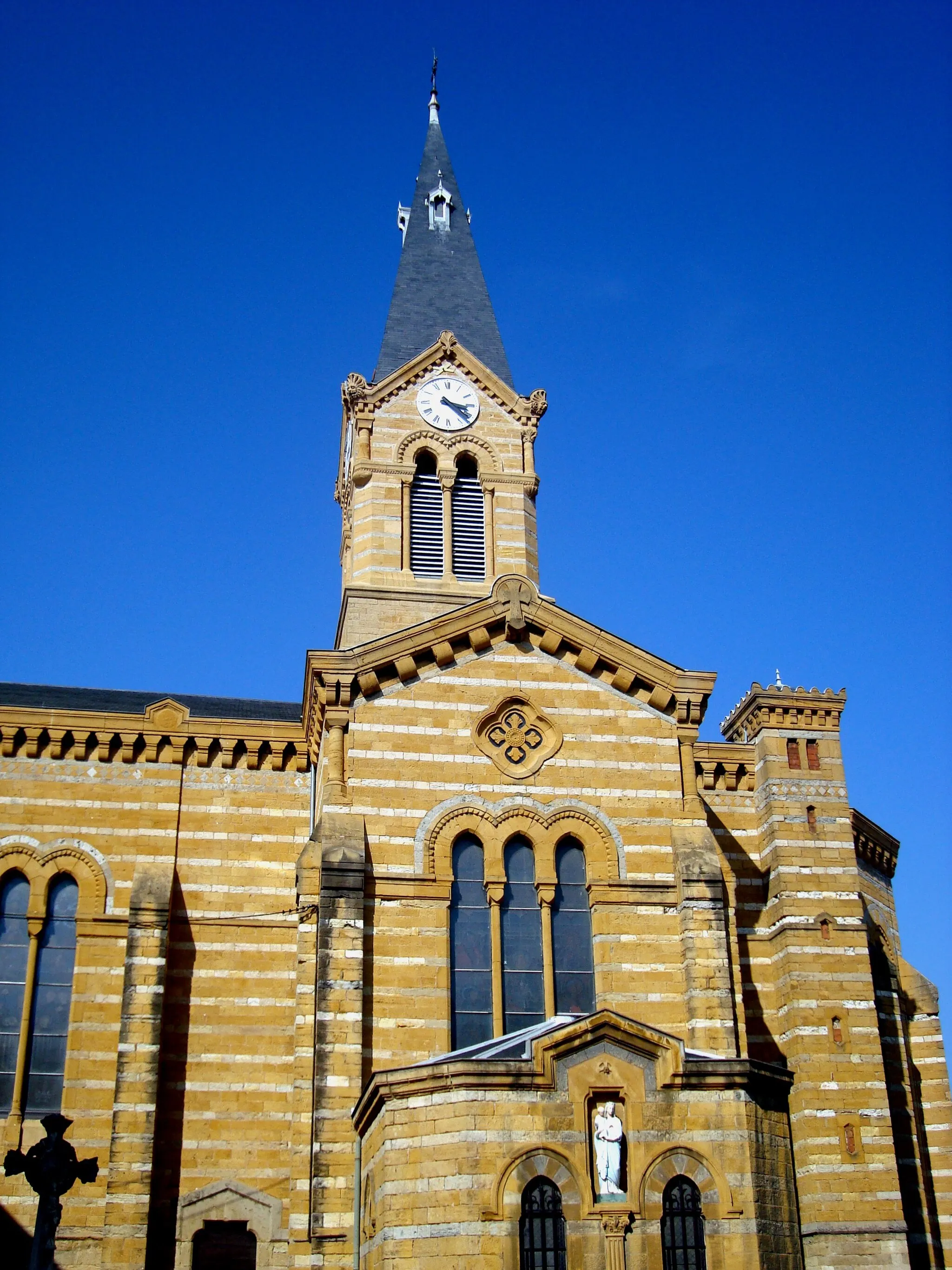 Photo showing: Église Saint-Irénée, Bessenay, Rhône, France.