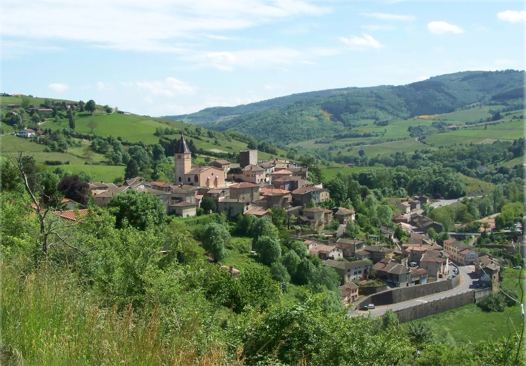 Photo showing: Le Village de Chamelet (Rhône, France).