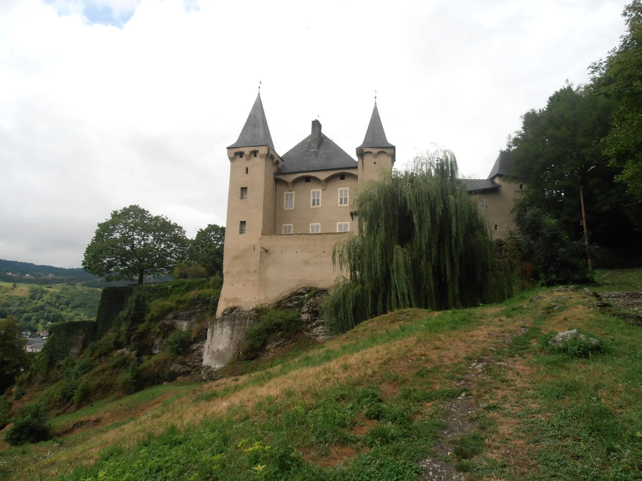 Photo showing: This building is inscrit au titre des monuments historiques de la France. It is indexed in the base Mérimée, a database of architectural heritage maintained by the French Ministry of Culture, under the reference PA00118176 .