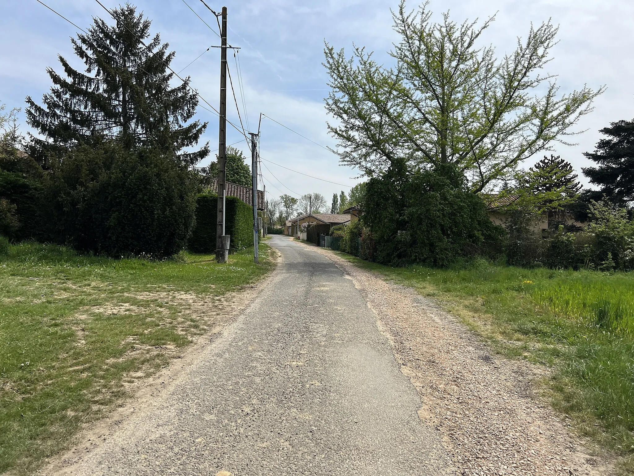 Photo showing: Route des Gambys, Saint-Cyr-sur-Menthon.