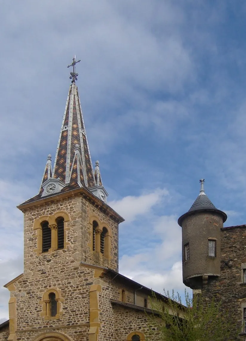 Photo showing: Clocher de l'église de Sainte-Foy-l'Argentière, Rhône, France.