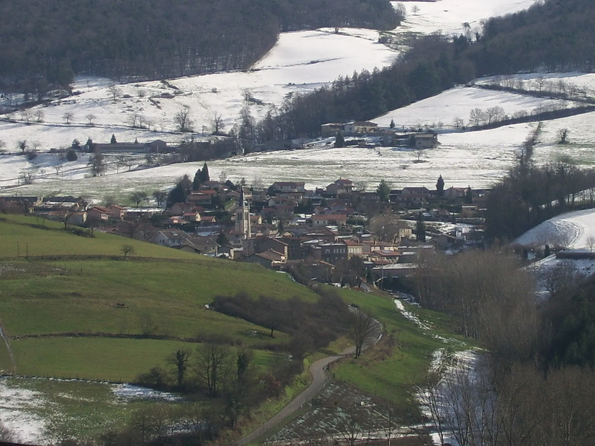 Photo showing: Vue globale du village de Saint-Genis-l'Argentière.