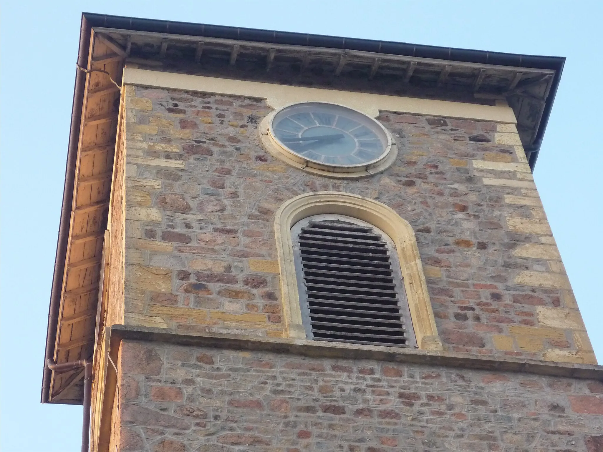 Photo showing: Clocher de l'église de Saint-Jean-la-Bussière