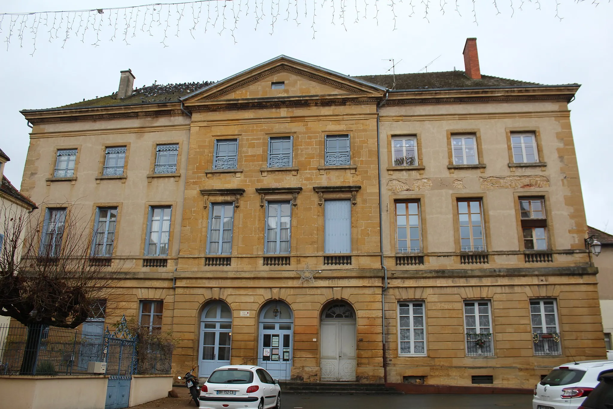 Photo showing: Hôtel de la Prieure de Marcigny.