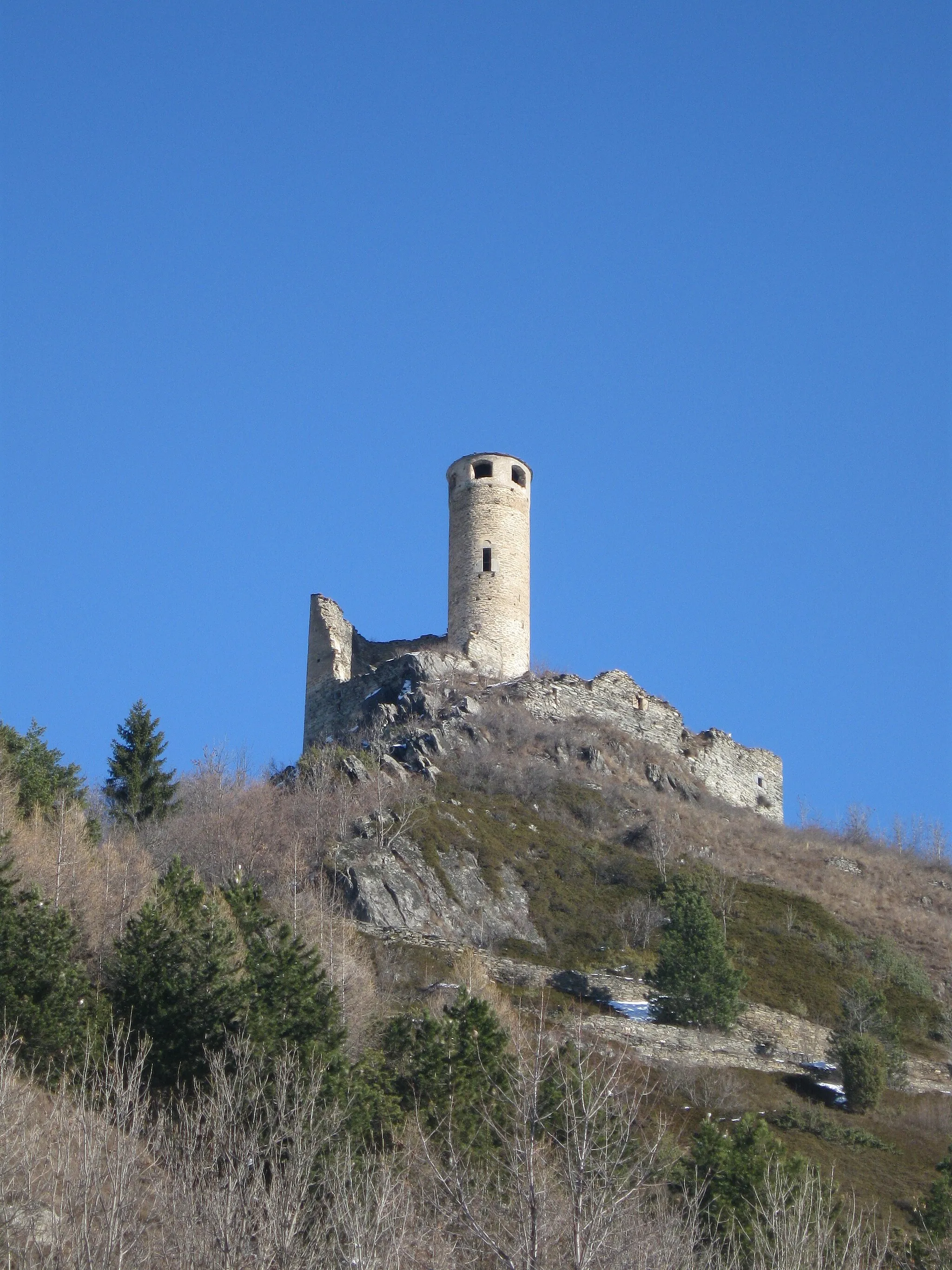Photo showing: Castle of La Salle, Aosta, Italy.