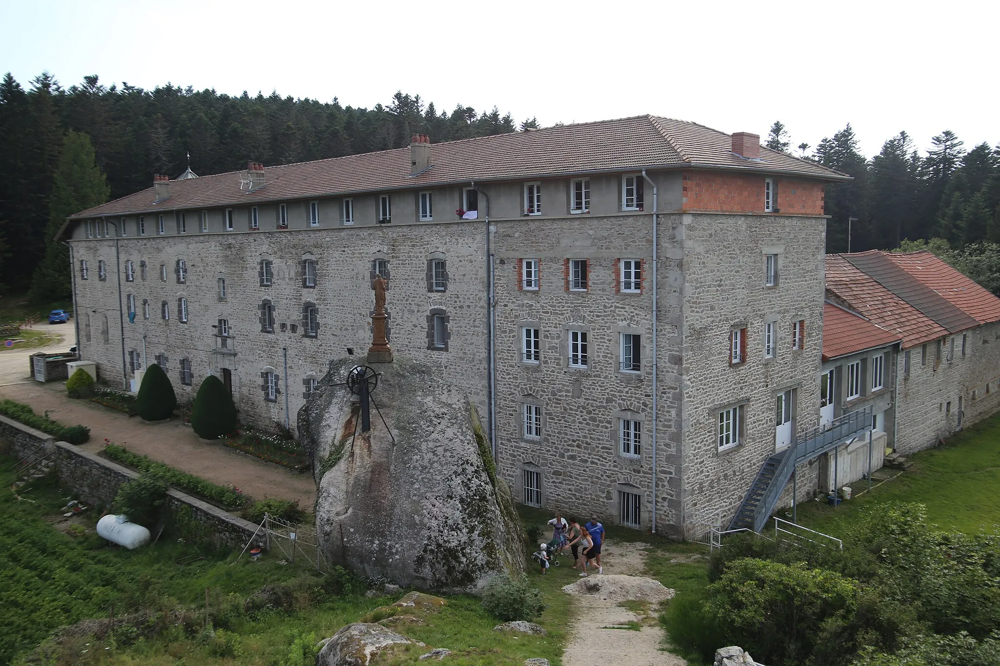 Photo showing: Sanctuaire Notre-Dame de l'Hermitage à Noirétable.