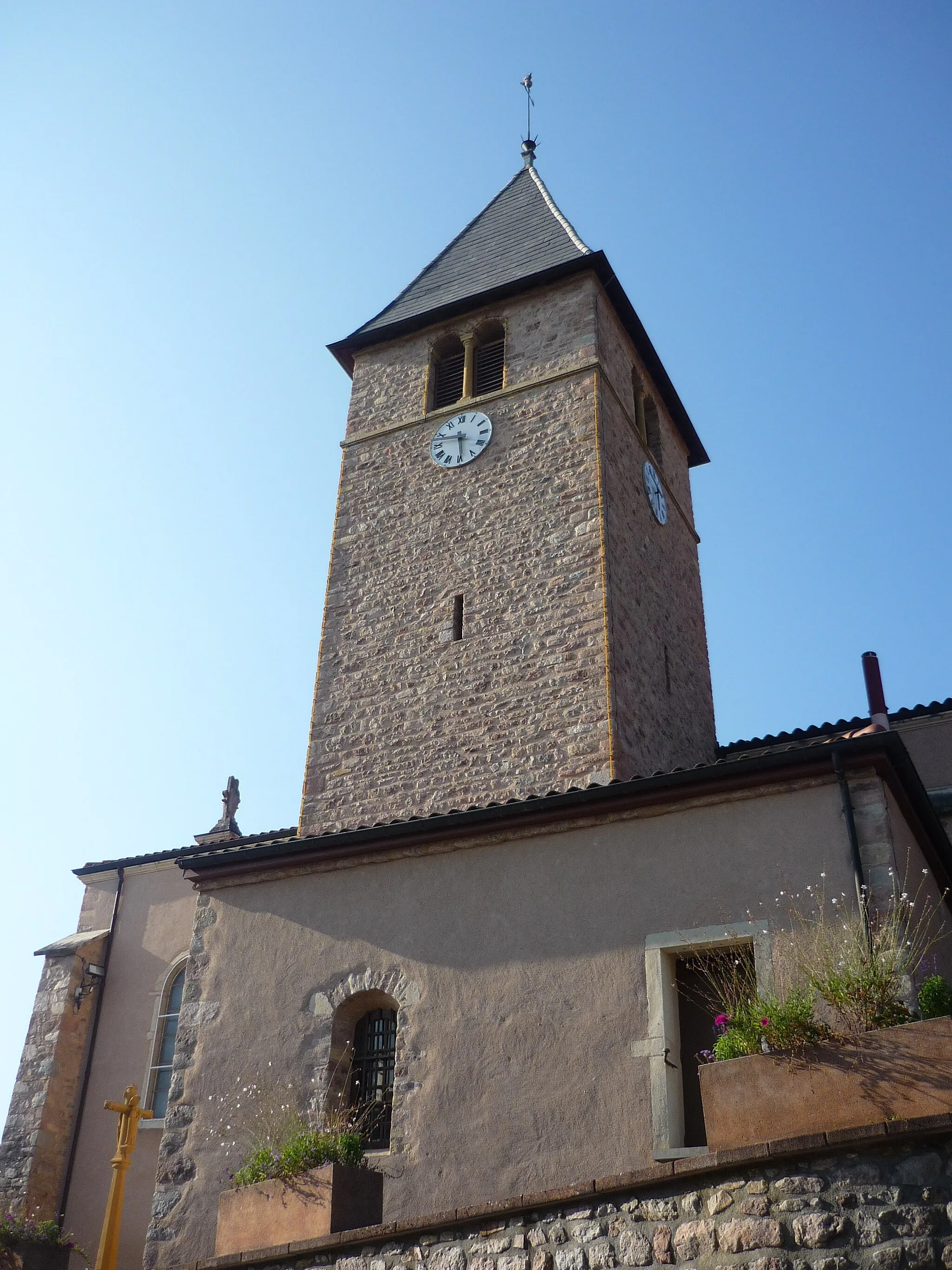 Photo showing: Clocher de l'église de Mardore