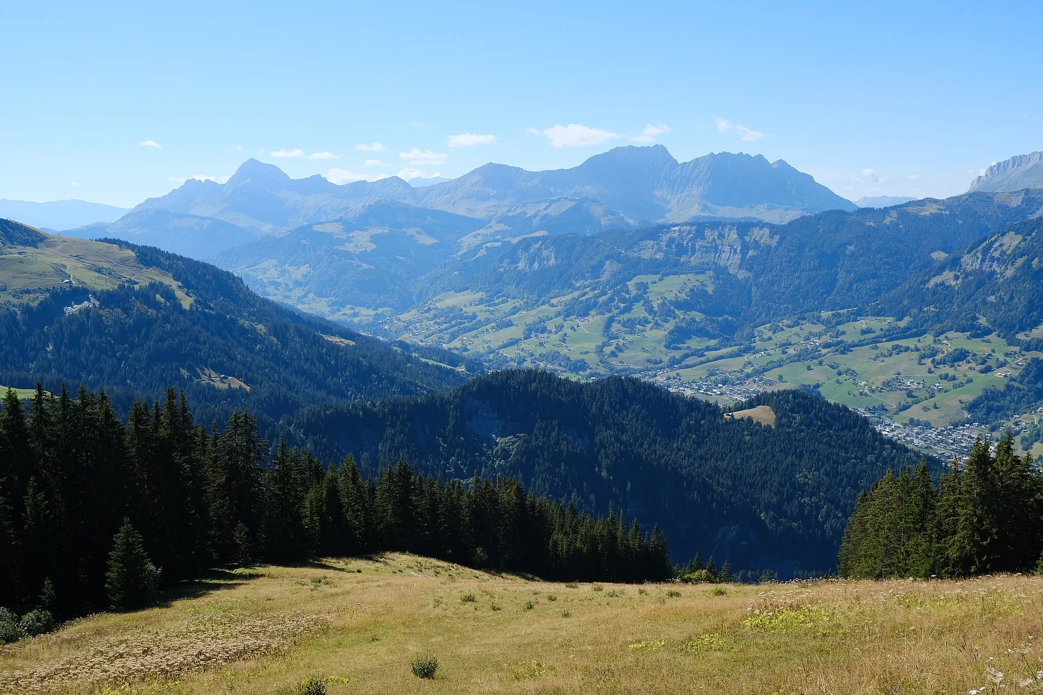 Photo showing: Aravis @ Megève