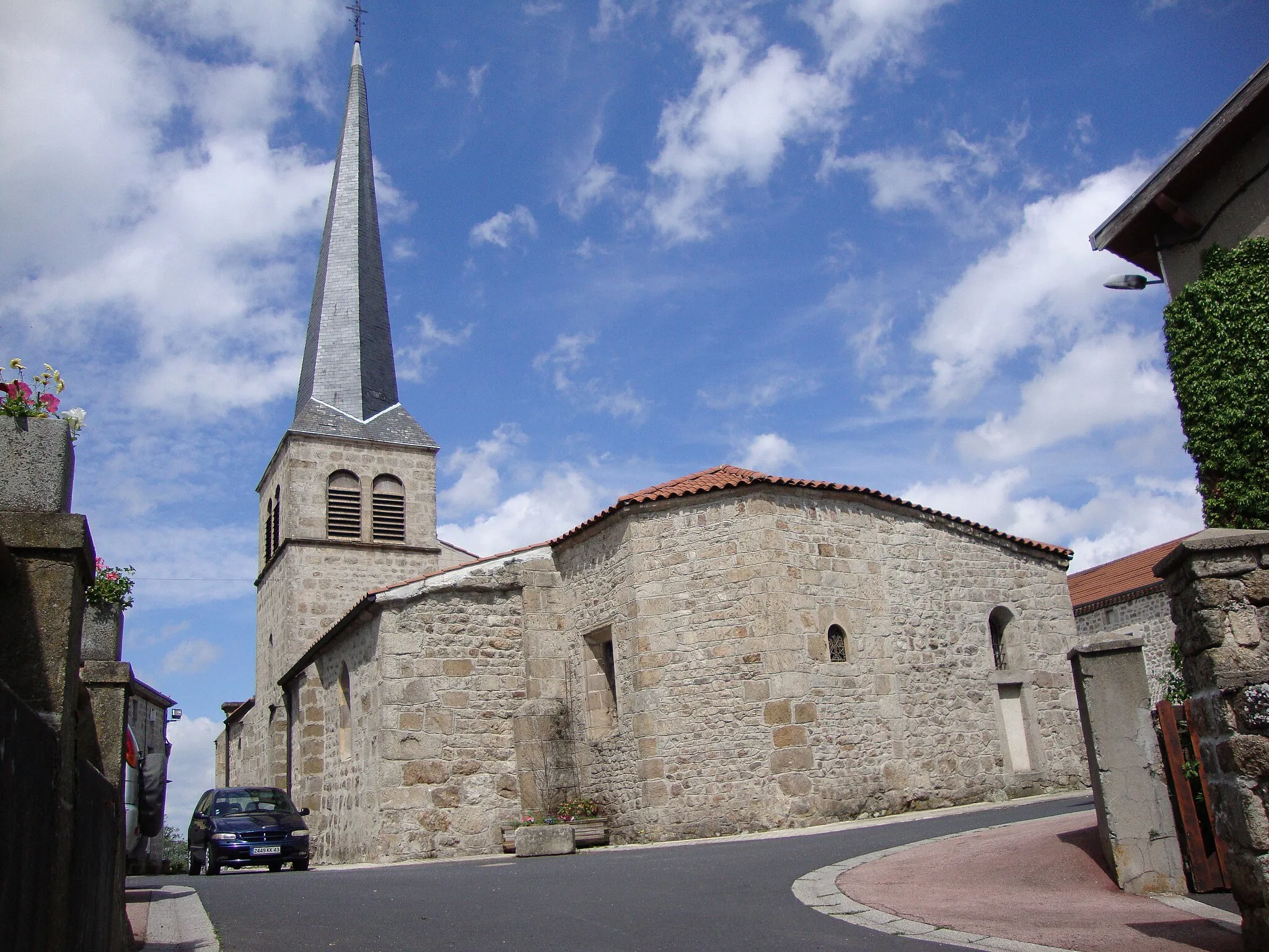 Photo showing: St.Victor-Malescours (Haute-Loire, Fr) église, chevet et tour
