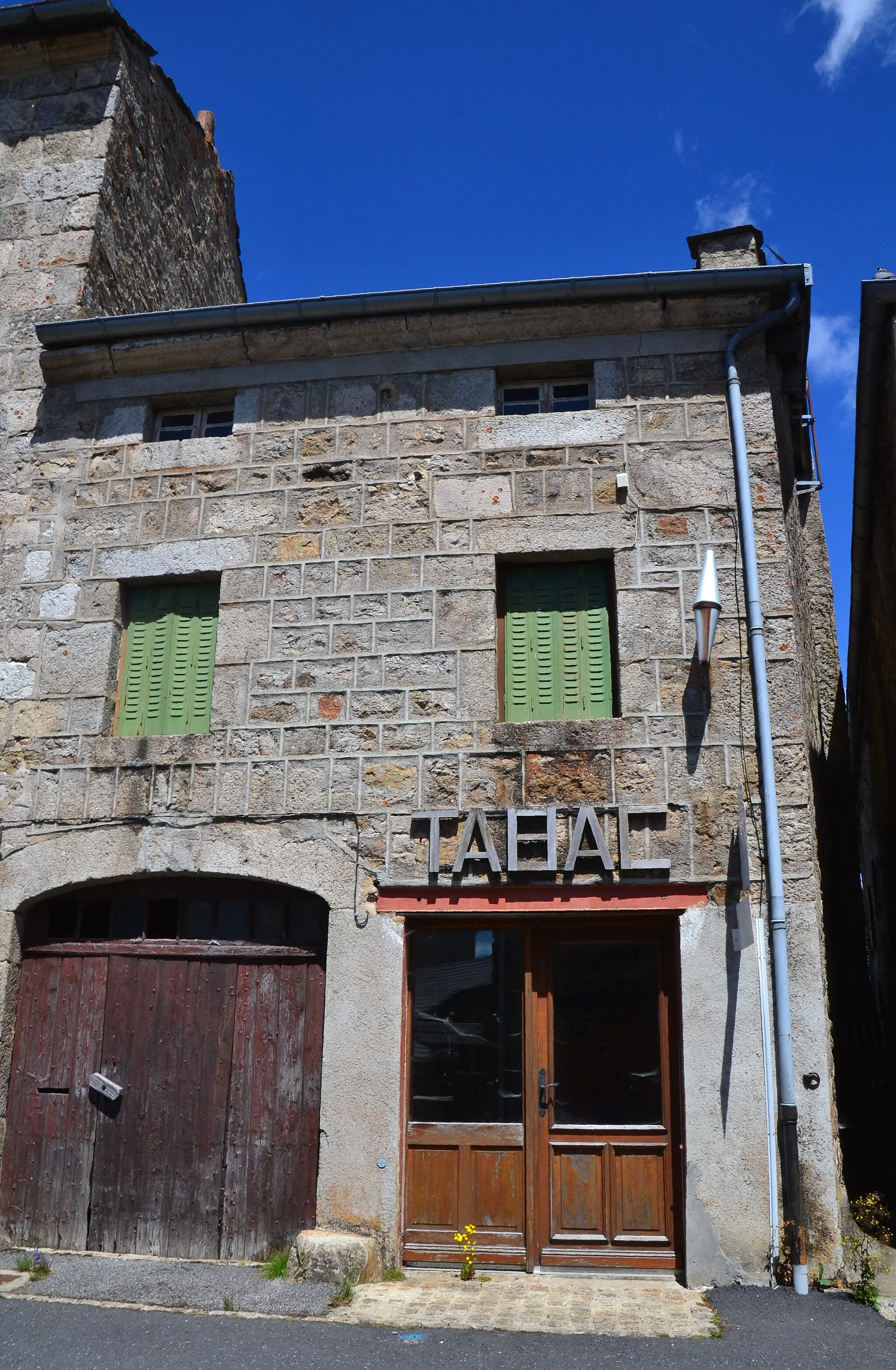 Photo showing: Mas-de-Tence, Haute-Loire

Haut-Lignon