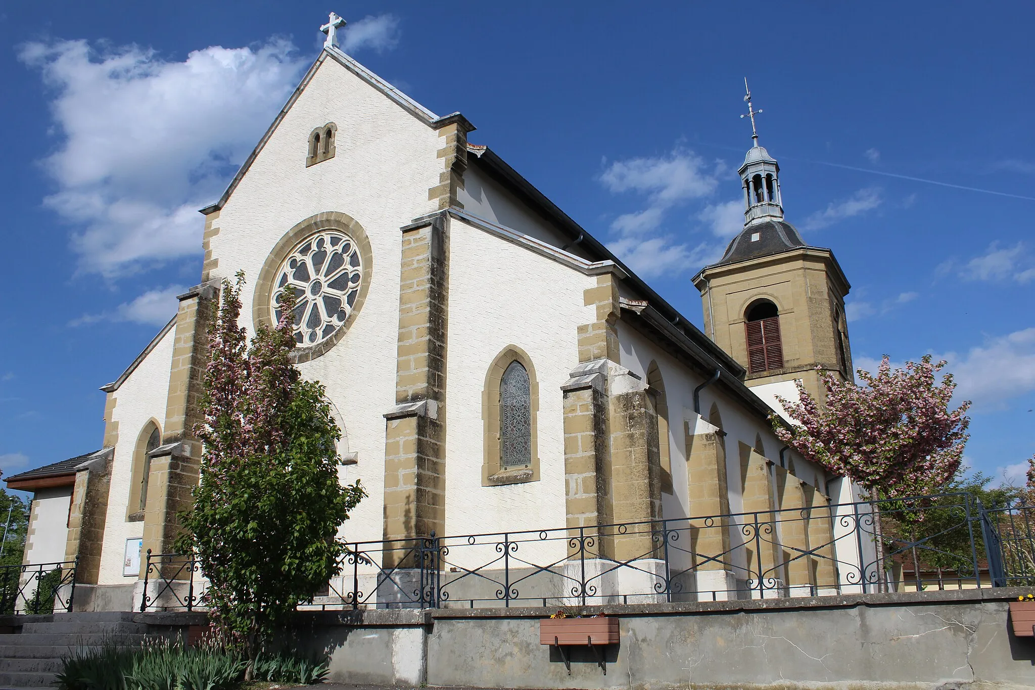 Photo showing: Église Saint-Pierre de Sales, Haute-Savoie.