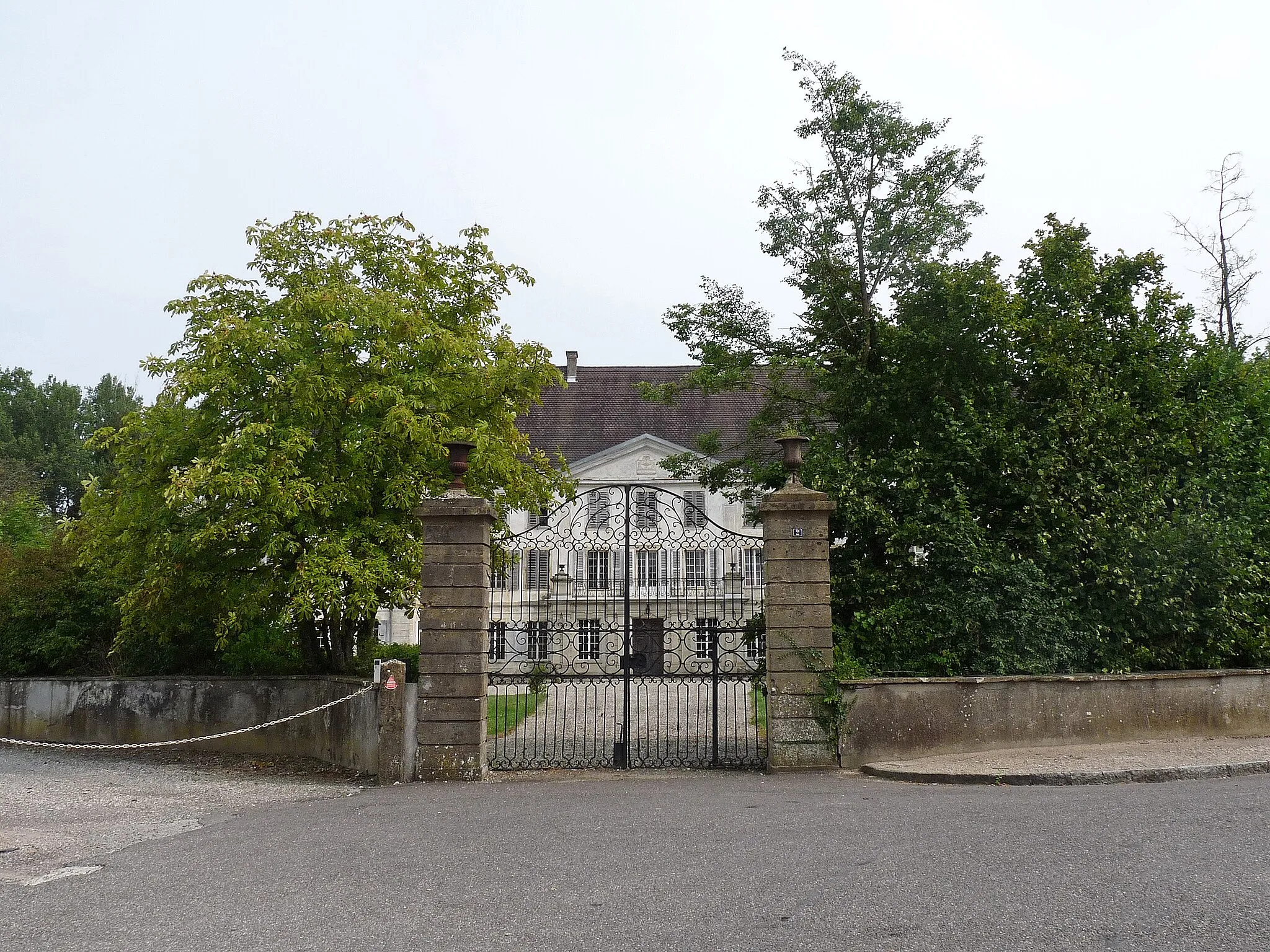 Photo showing: Hirtzbach (Haut-Rhin) : château de Reinach. MH.