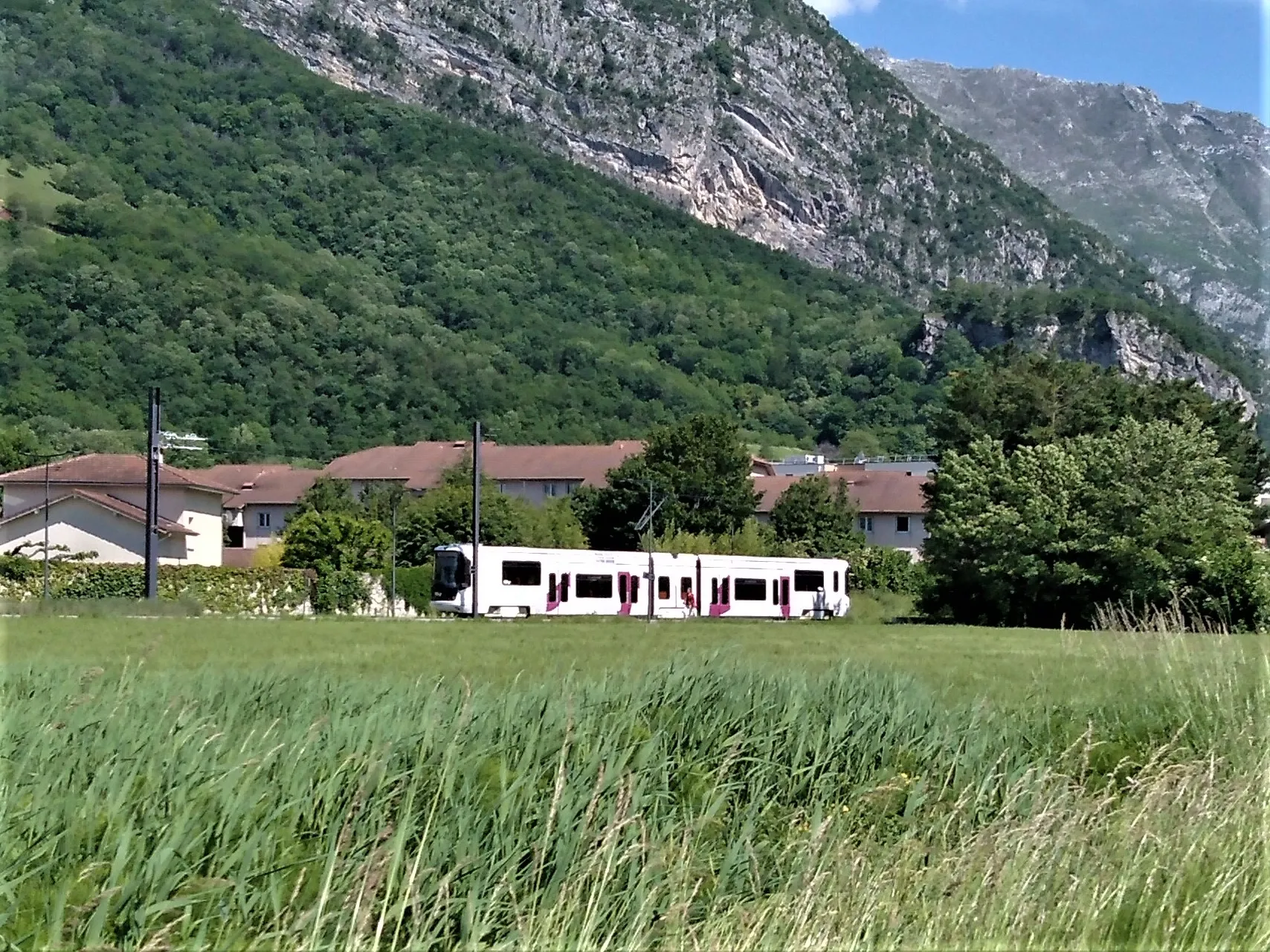 Photo showing: Tramway Ligne E au terminus Palluel en mai 2019