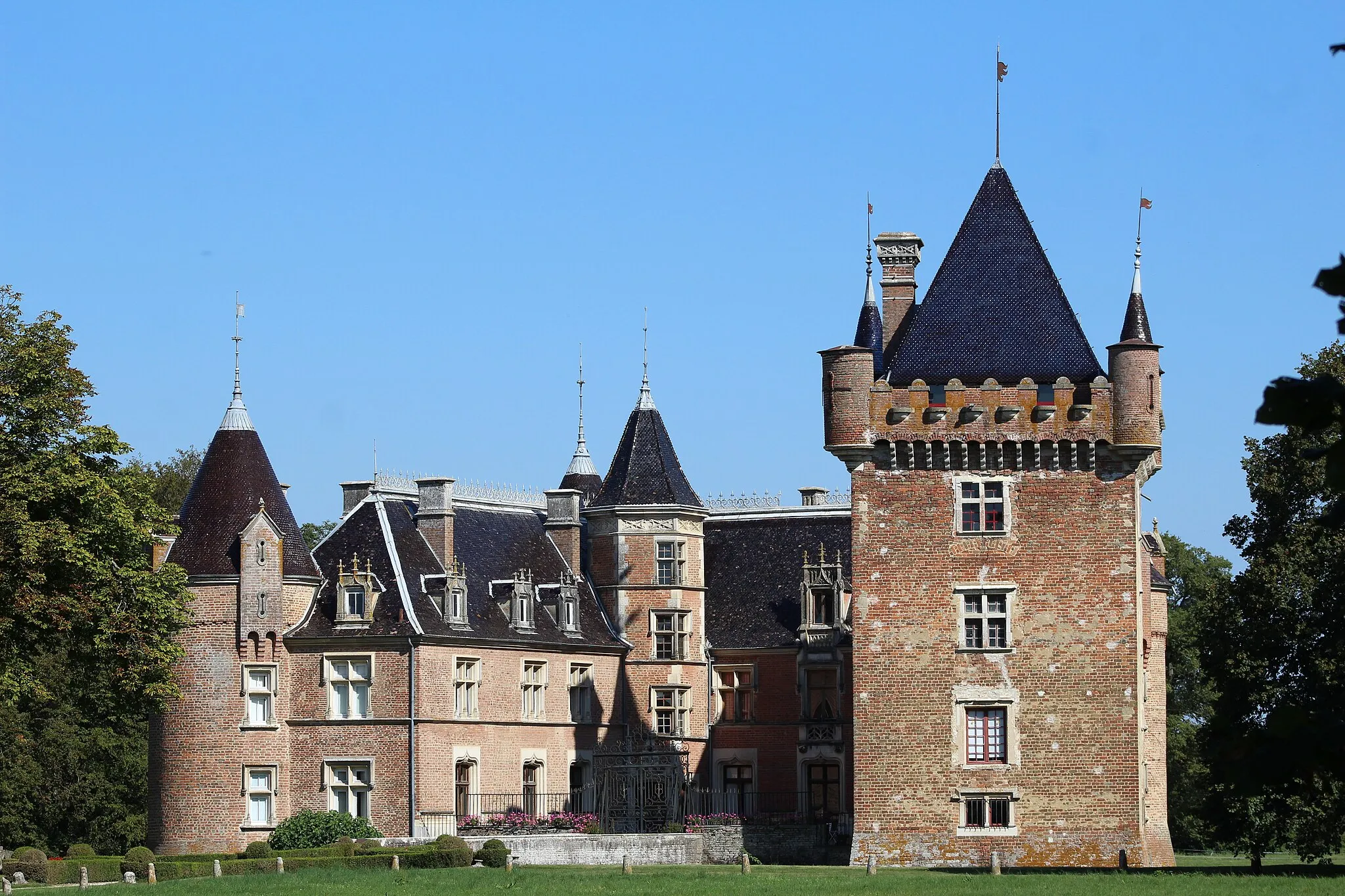 Photo showing: Château de Loriol à Confrançon.