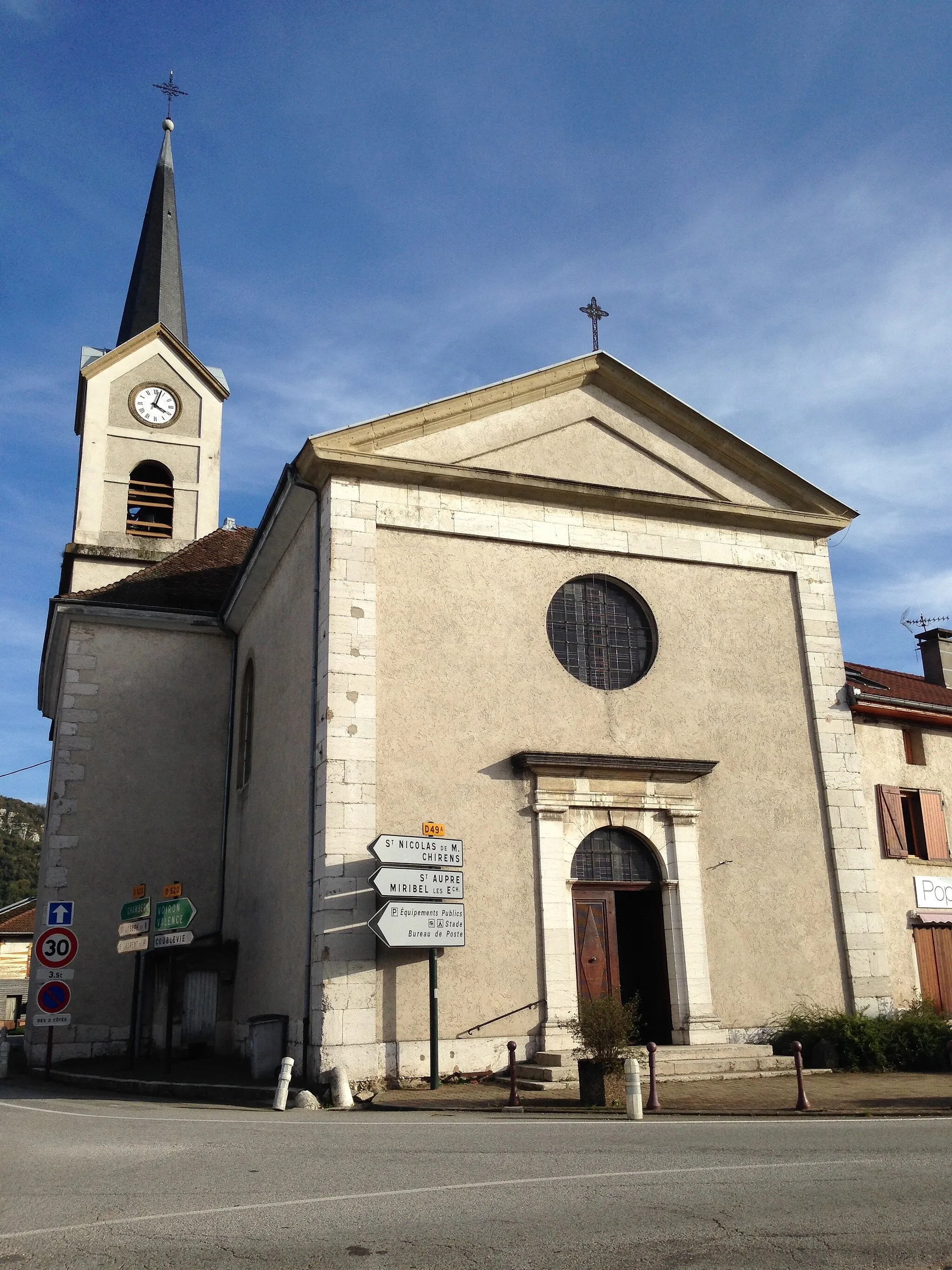 Photo showing: Church of St Etienne de Crossey
