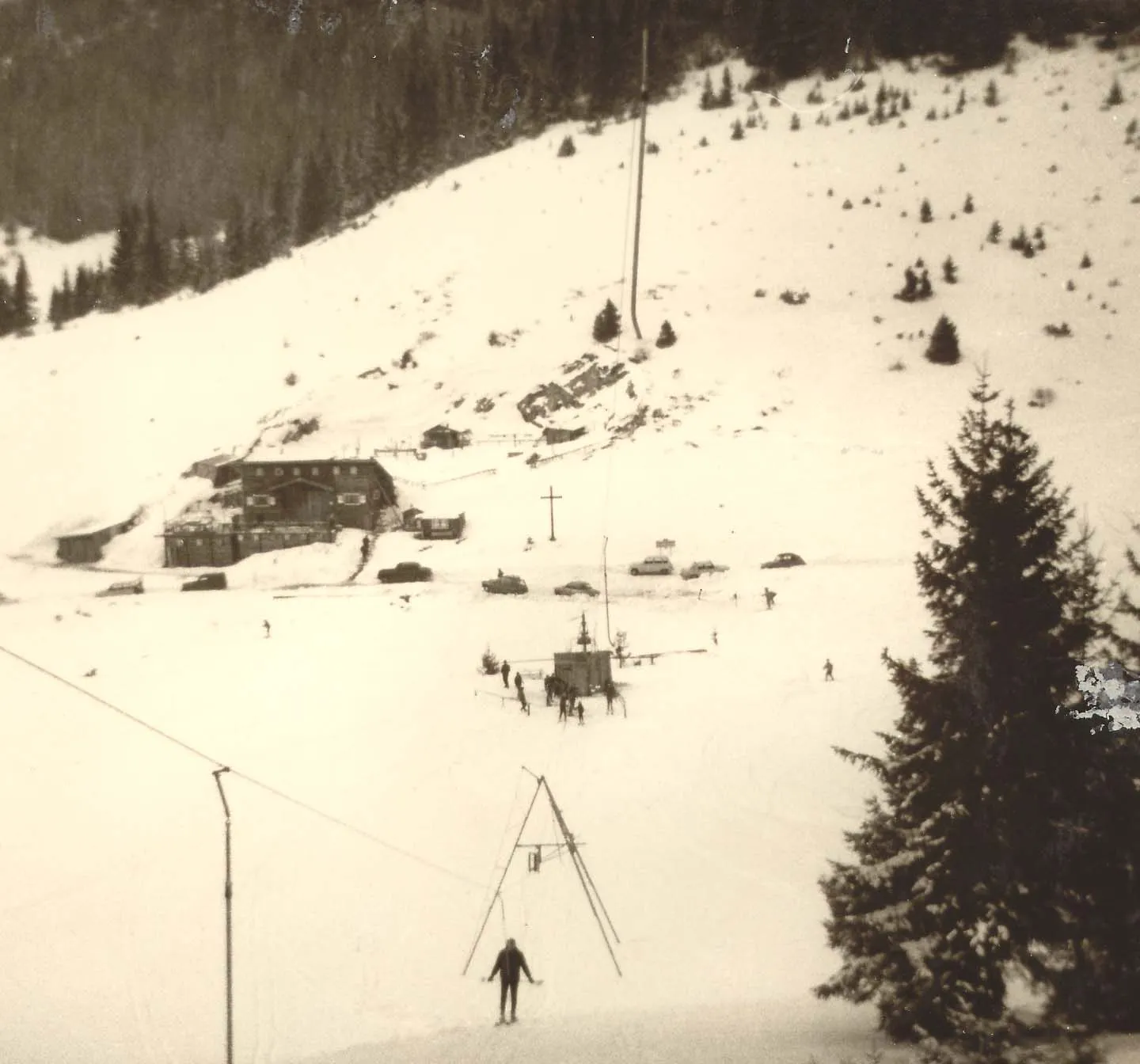 Photo showing: Col du Corbier, Haute-Savoie, France, 1966 first skilift