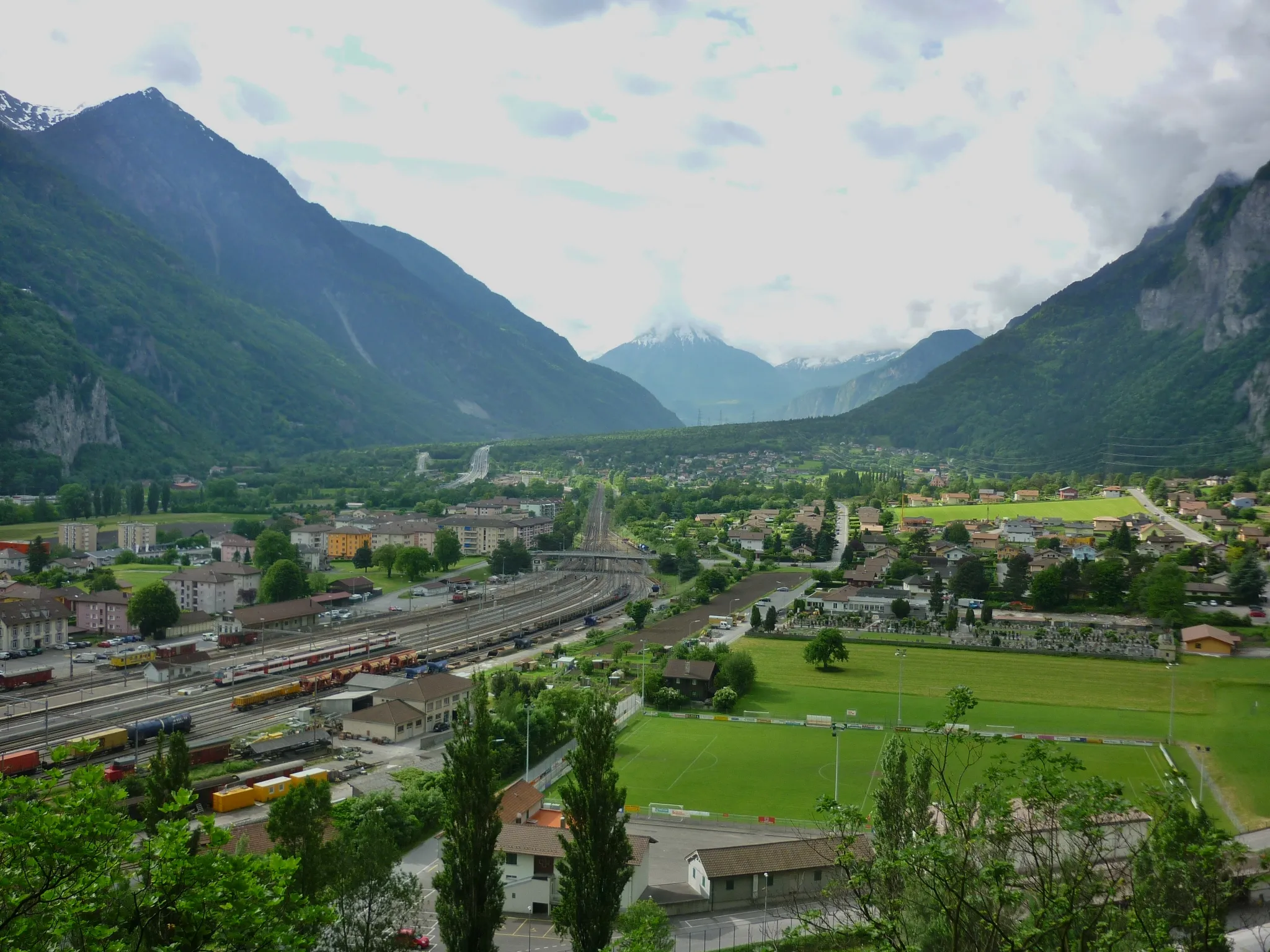 Photo showing: Rhone valley to Martigny