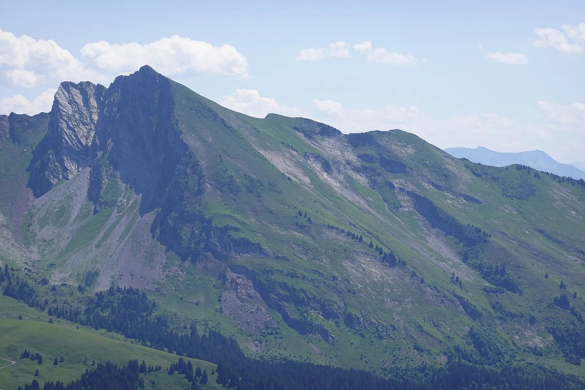 Photo showing: Aiguille du Bouchet @ Montagne de Sulens