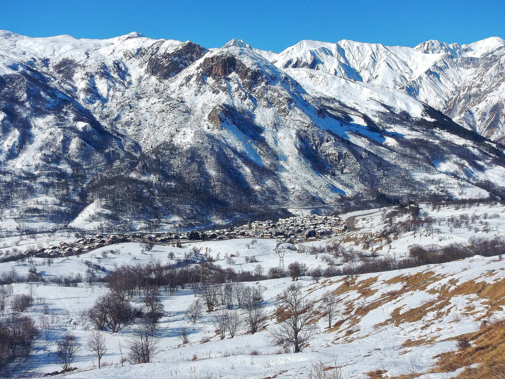 Photo showing: Les 3 Vallées: View to Saint-Martin-de-Belleville