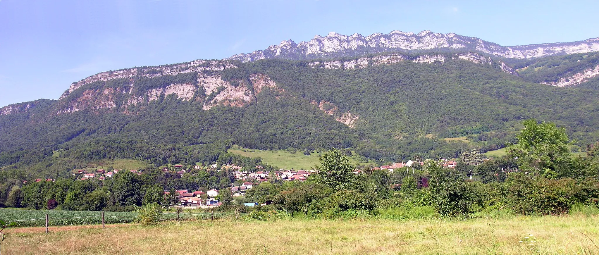 Photo showing: Barraux vu depuis le chemin entre Le Fort sud et La Pointe. Barraux, Isère, AuRA, France.