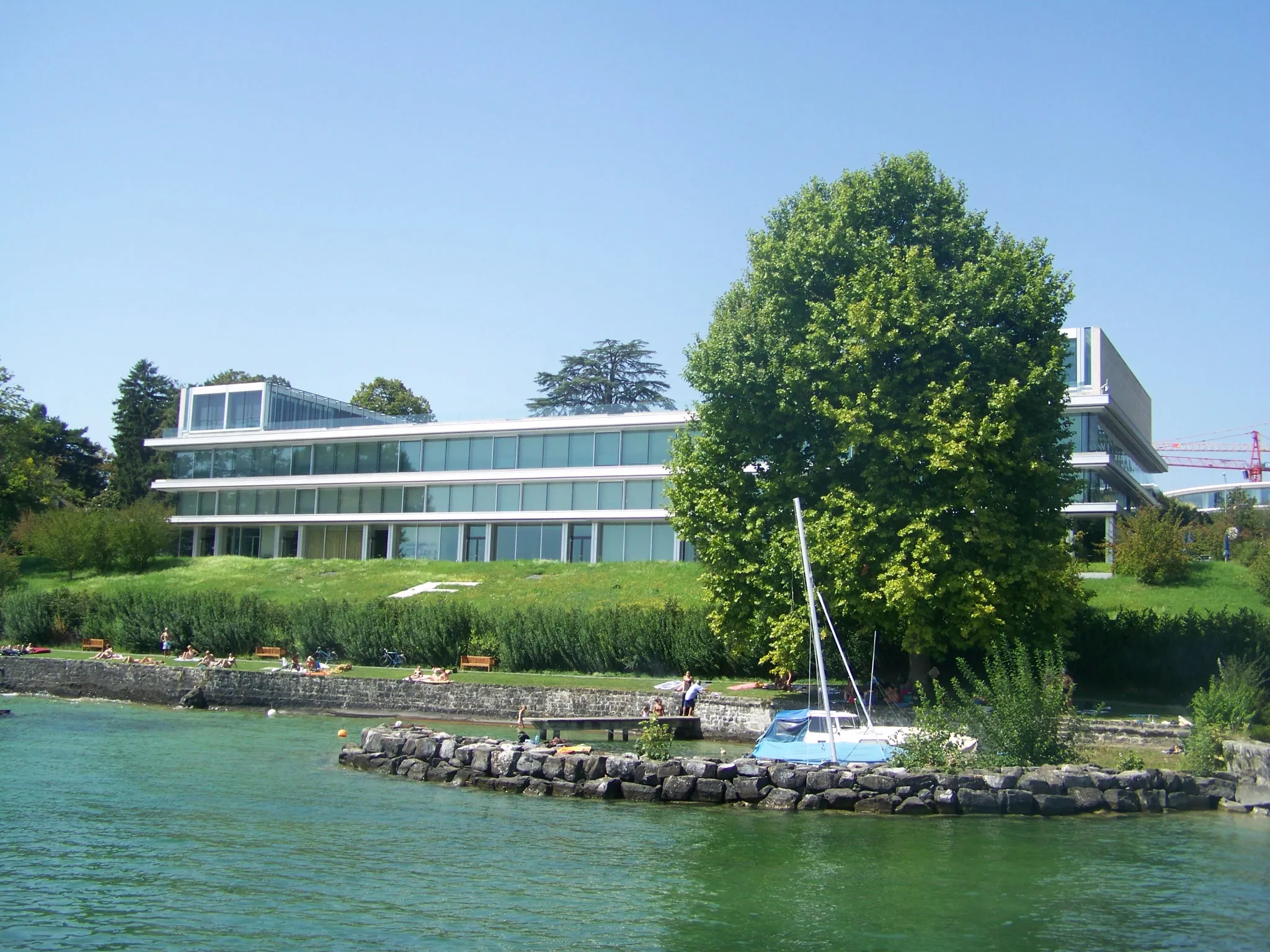 Photo showing: Building of UEFA (Union of European Football Associations) situated in Nyon, Switzerland.